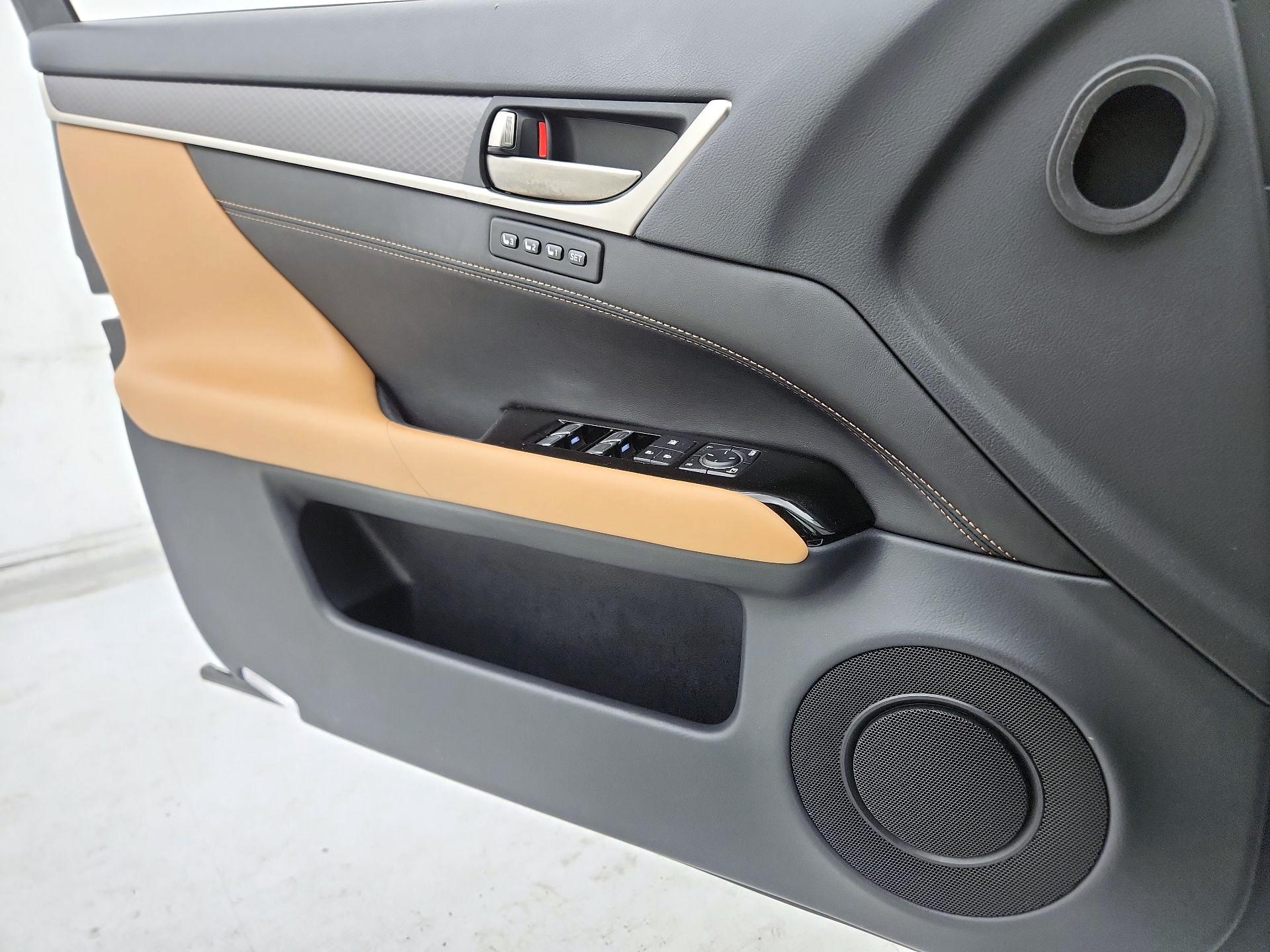 Thumbnail: 2017 Lexus GS - 12