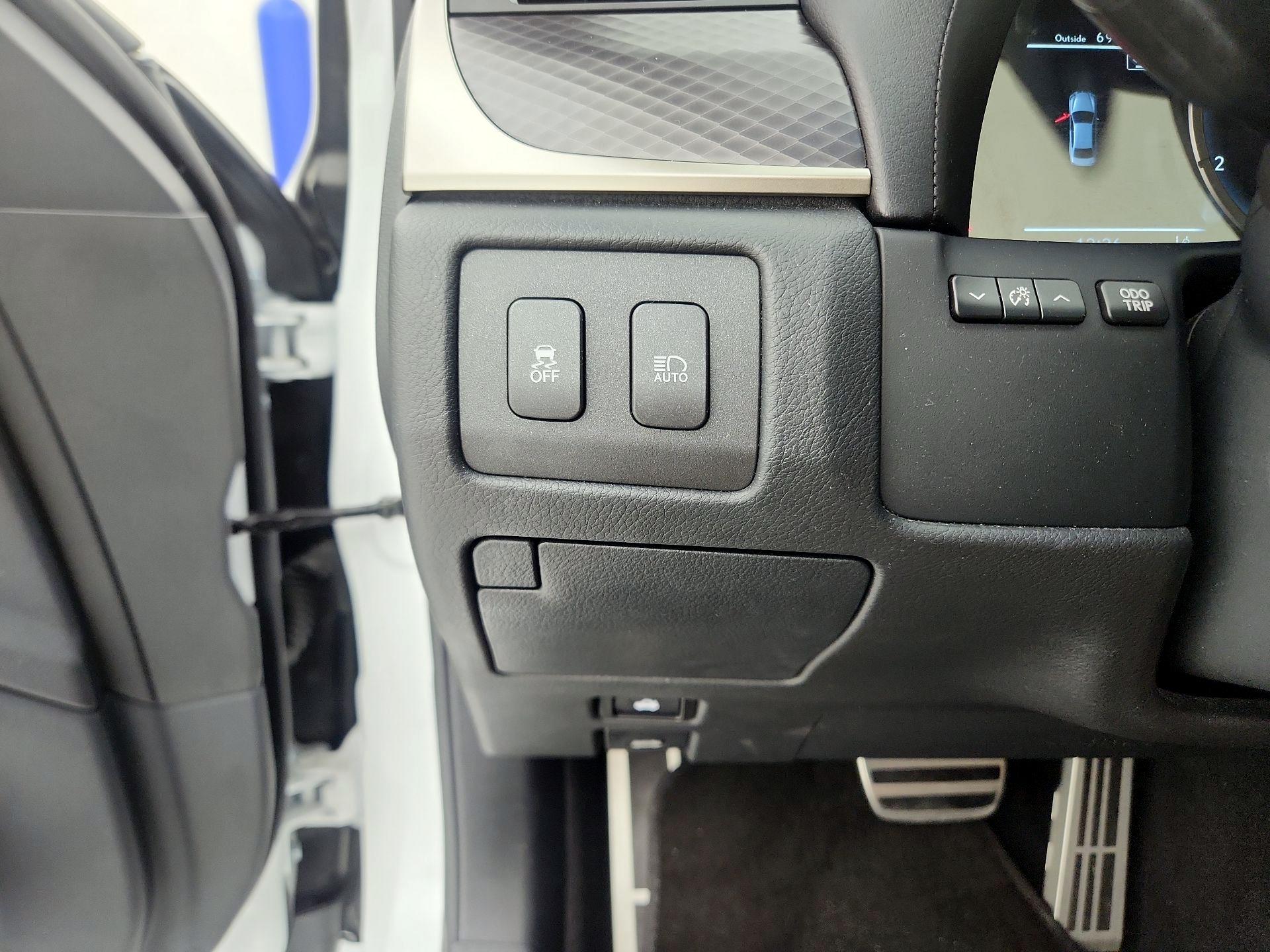 Thumbnail: 2017 Lexus GS - 13