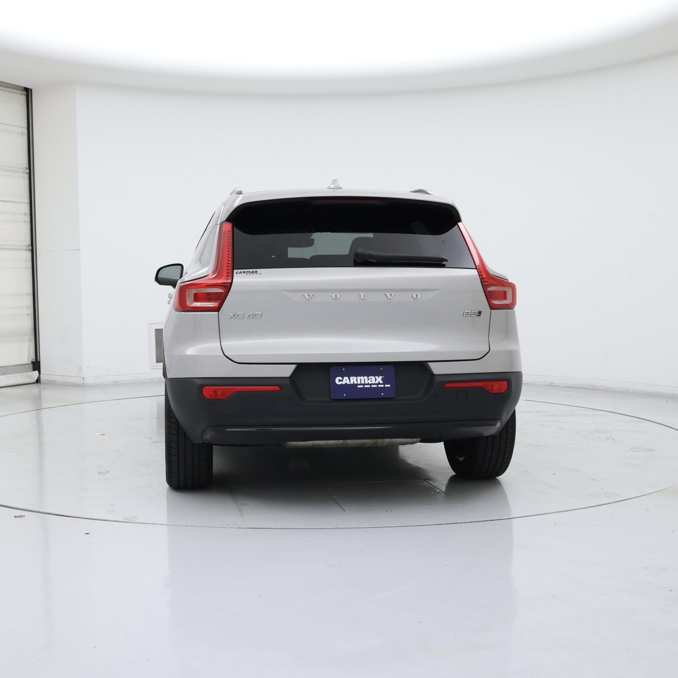 Thumbnail: 2024 Volvo XC40 - 6