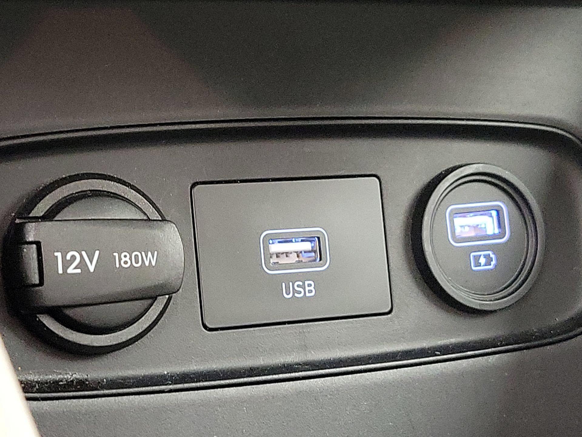 Thumbnail: 2020 Hyundai Venue - 18