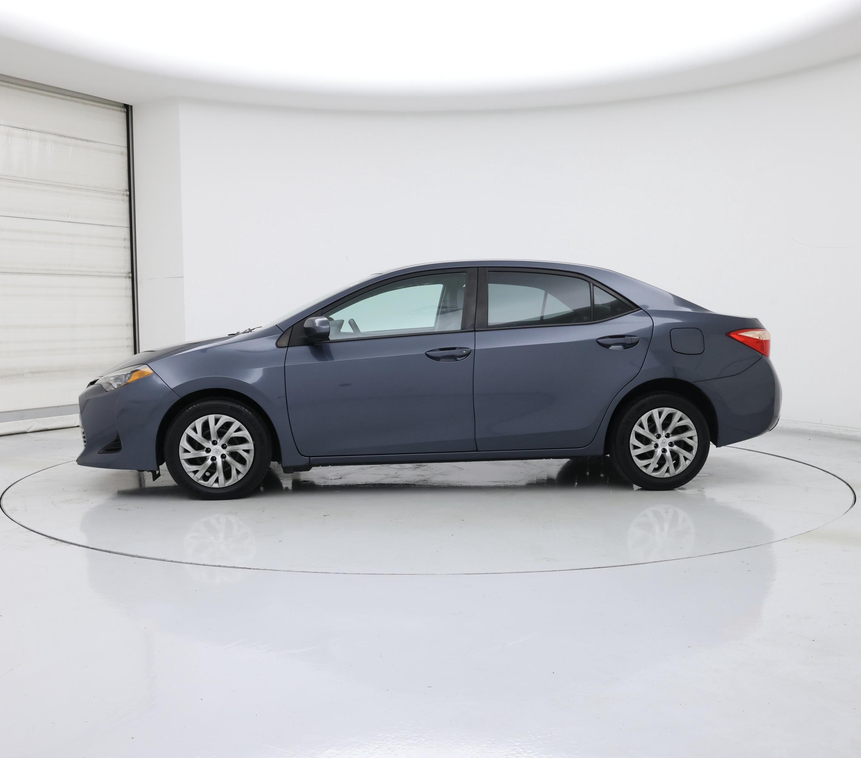 Thumbnail: 2019 Toyota Corolla - 3