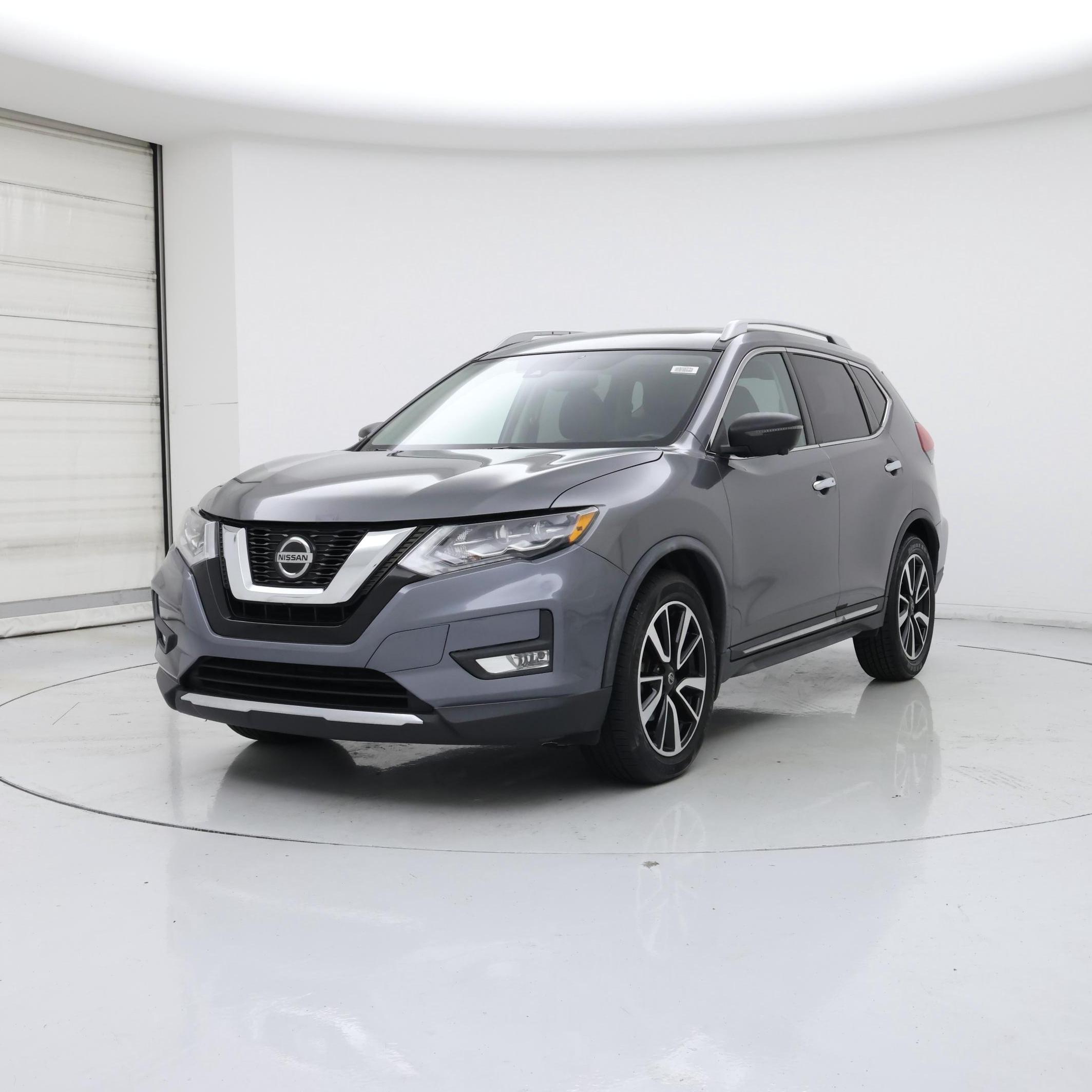 Thumbnail: 2018 Nissan Rogue - 4