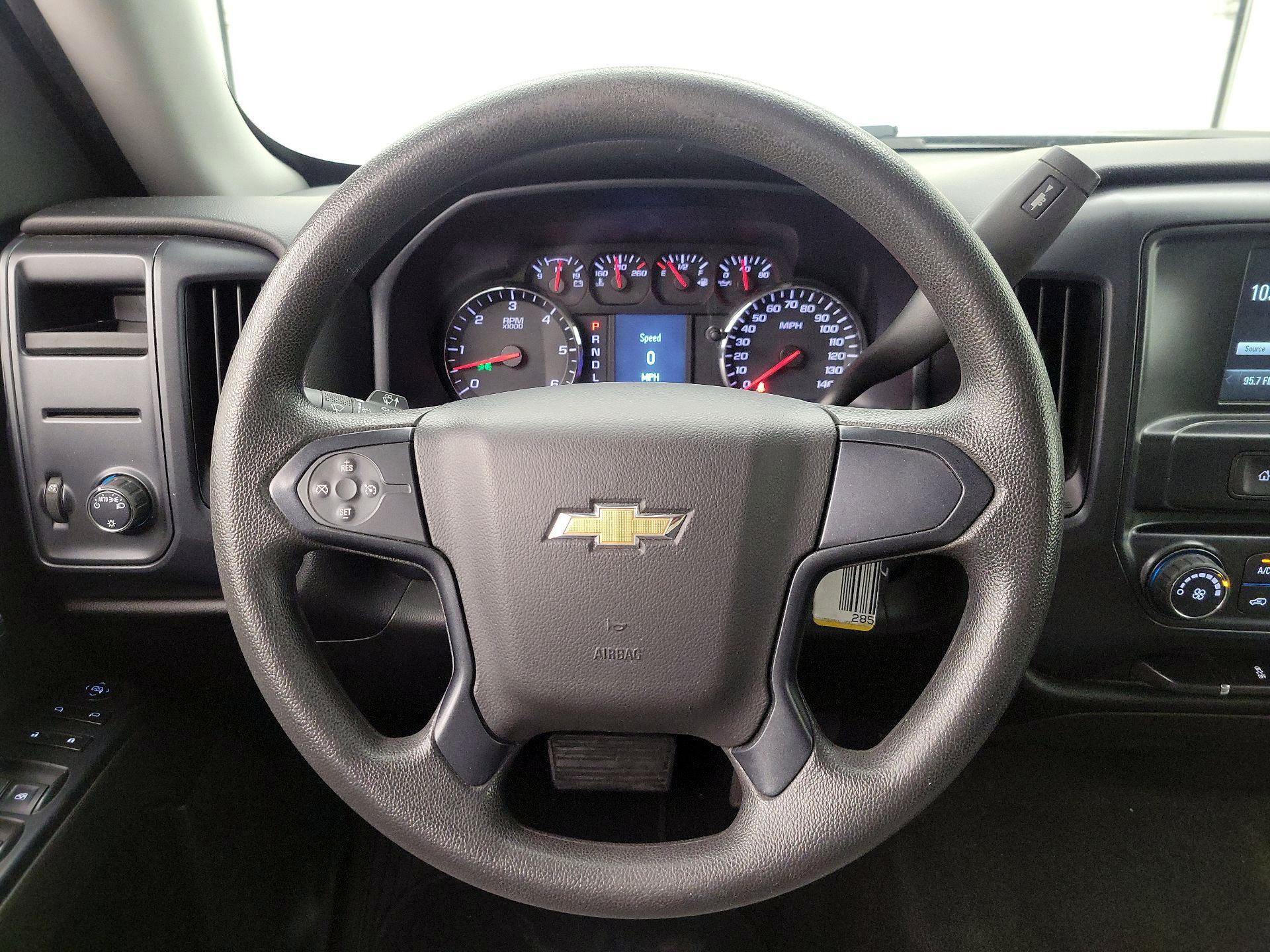 Thumbnail: 2018 Chevrolet Silverado 1500 - 10