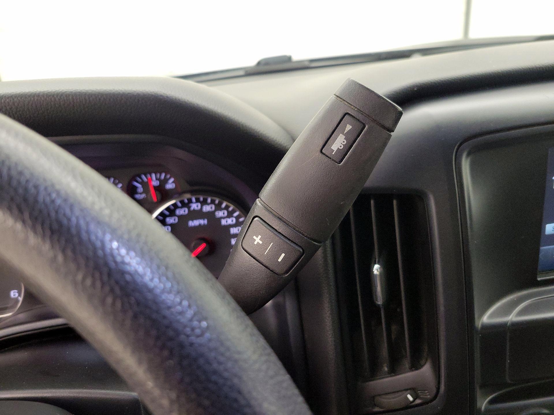 Thumbnail: 2018 Chevrolet Silverado 1500 - 17