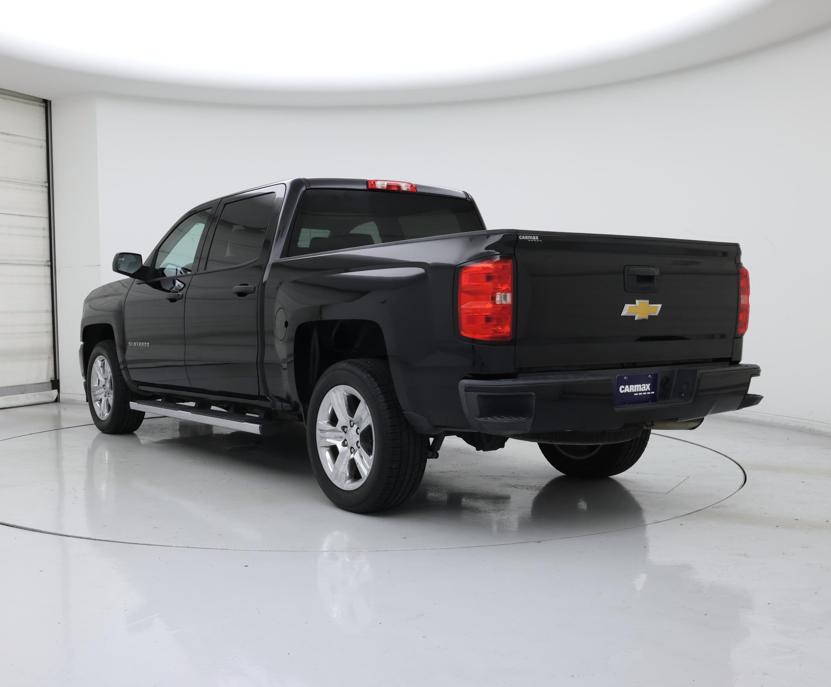 Thumbnail: 2018 Chevrolet Silverado 1500 - 2