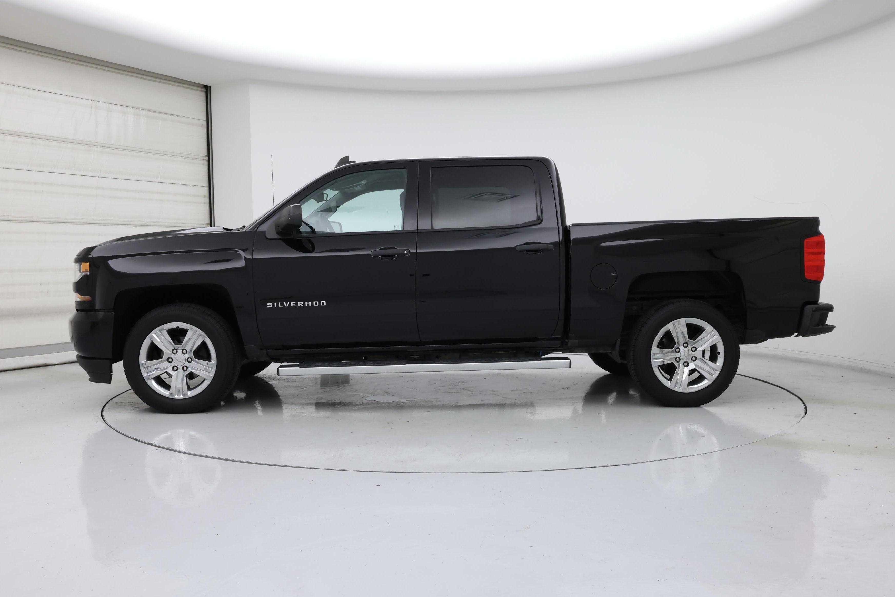 Thumbnail: 2018 Chevrolet Silverado 1500 - 3