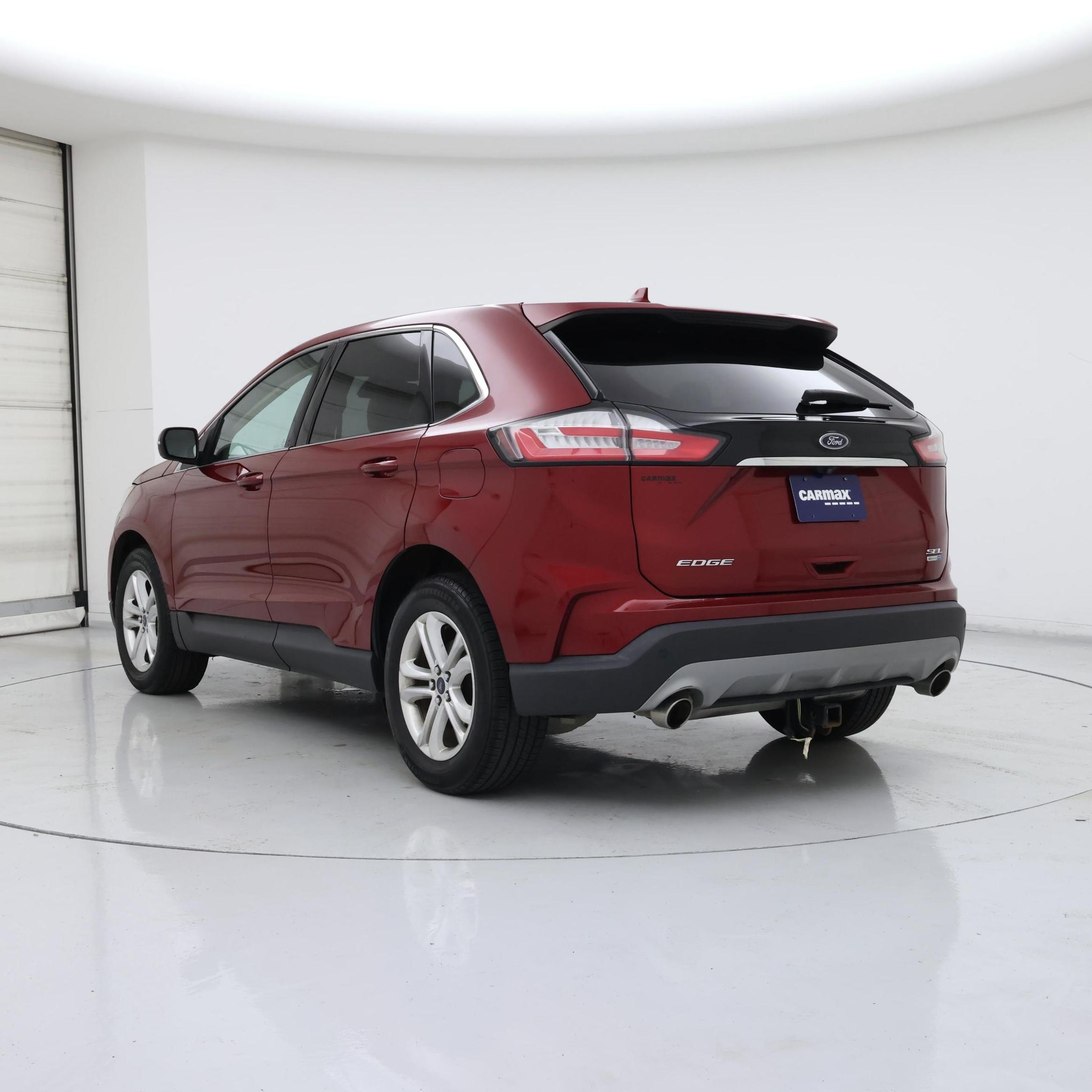 Thumbnail: 2019 Ford Edge - 2