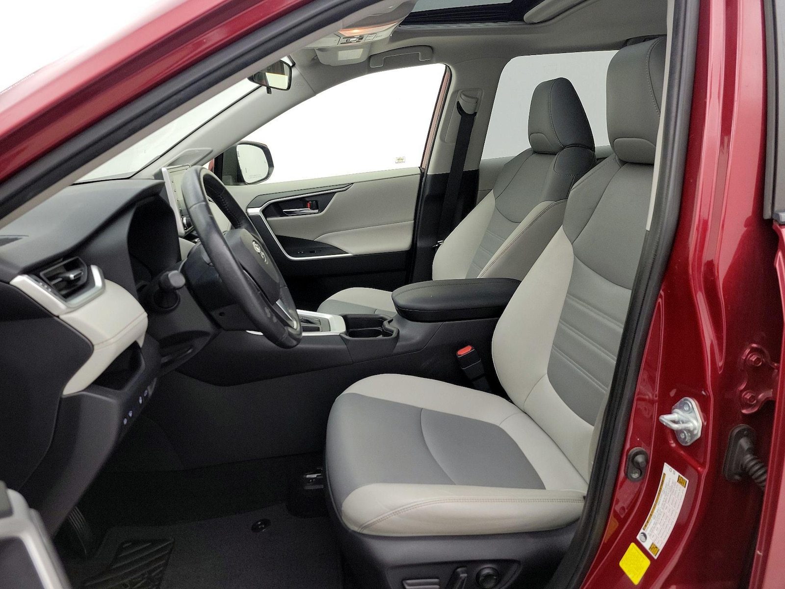 2021 Toyota RAV4 XLE Premium - Photo 12