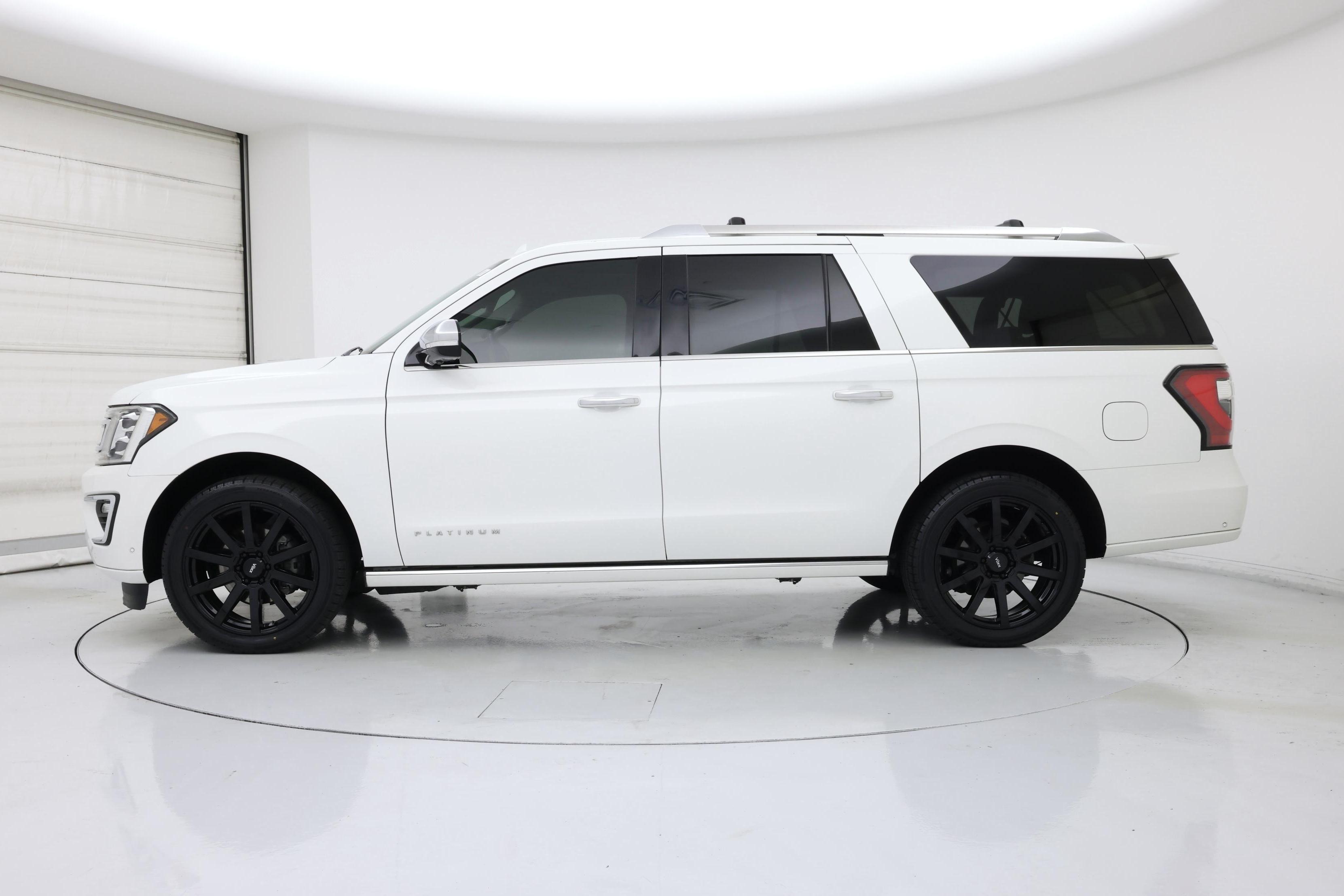 Thumbnail: 2020 Ford Expedition - 3