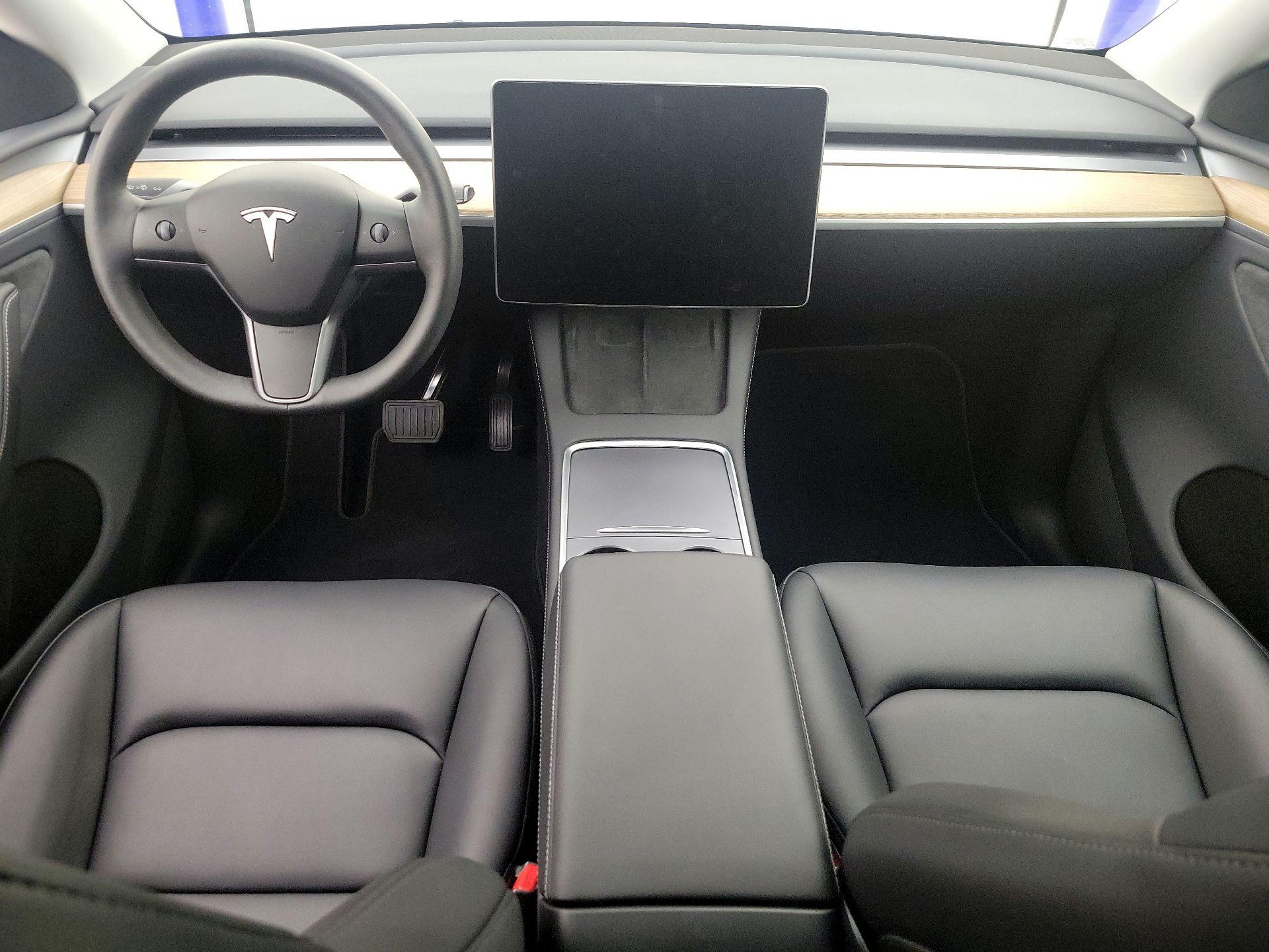 Thumbnail: 2024 Tesla Model Y - 9