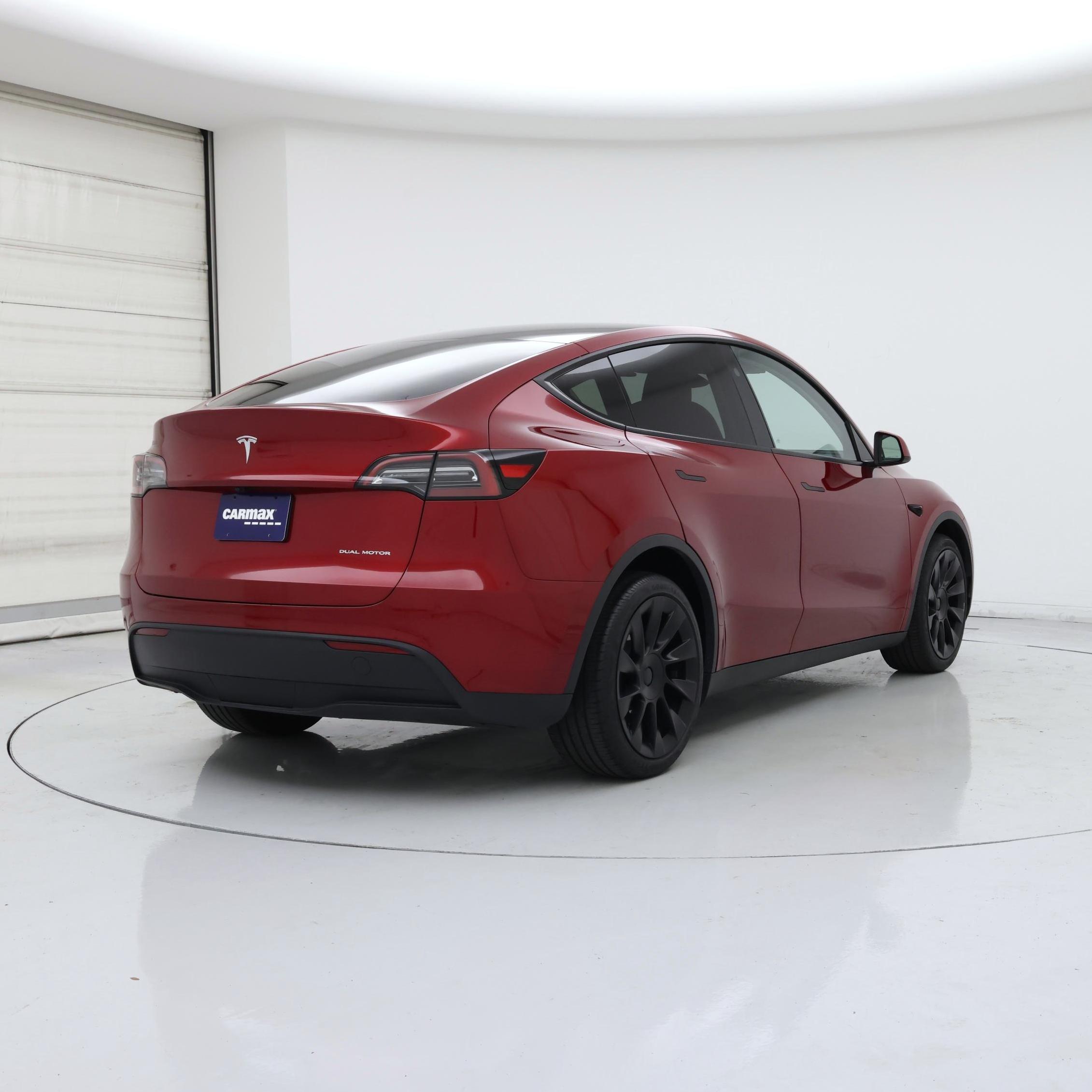 Thumbnail: 2024 Tesla Model Y - 8