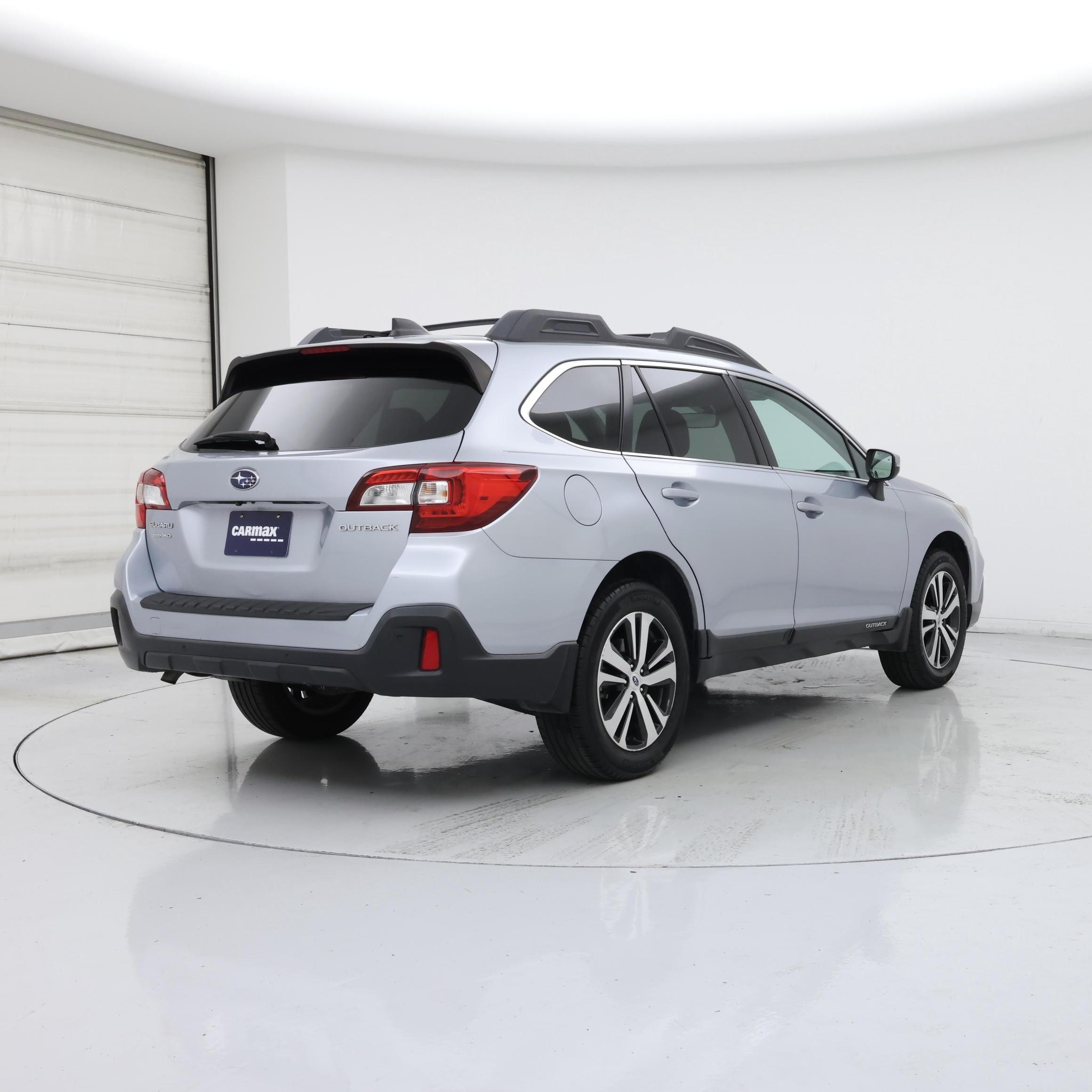 Thumbnail: 2018 Subaru Outback - 8
