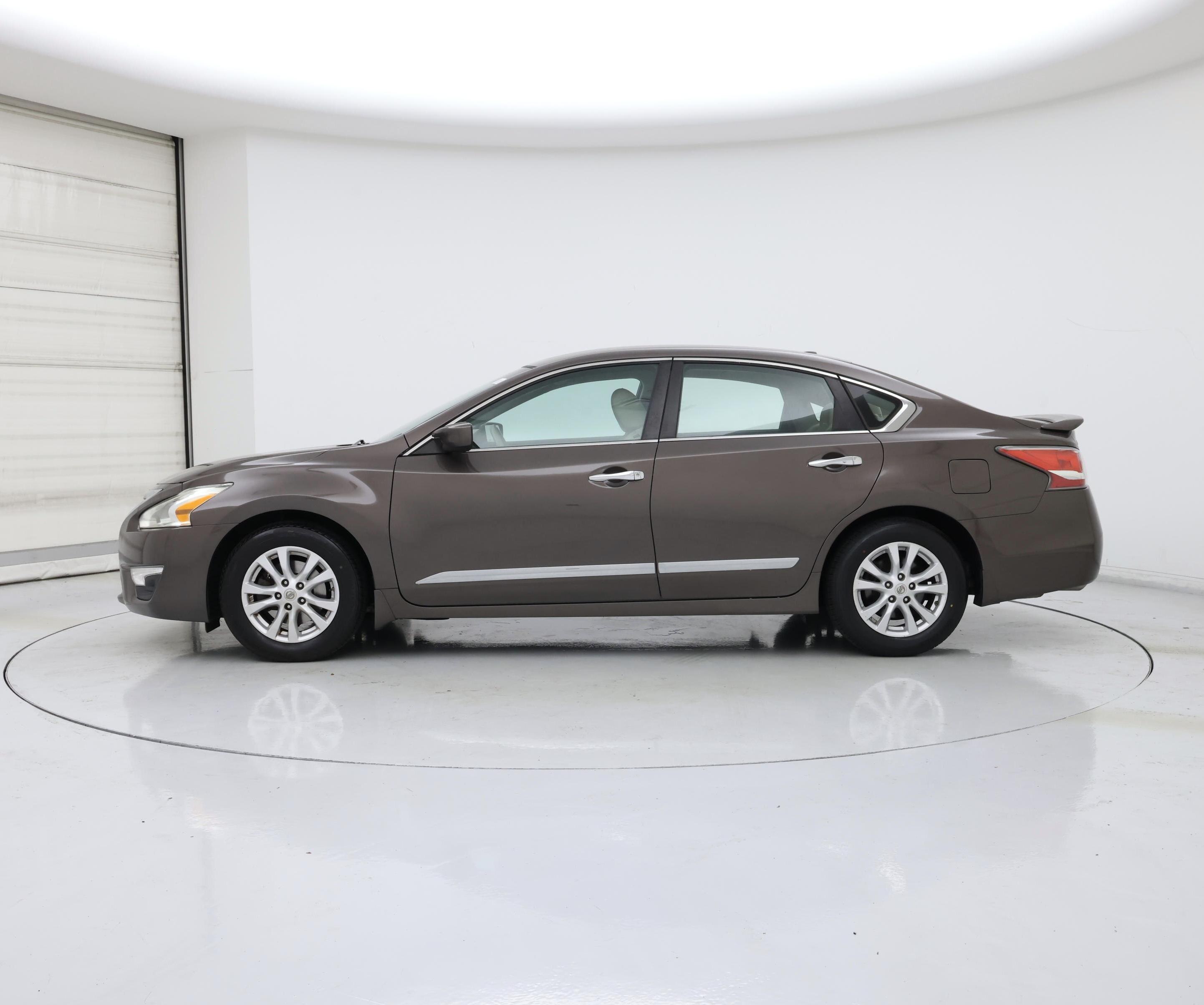 Thumbnail: 2014 Nissan Altima - 3