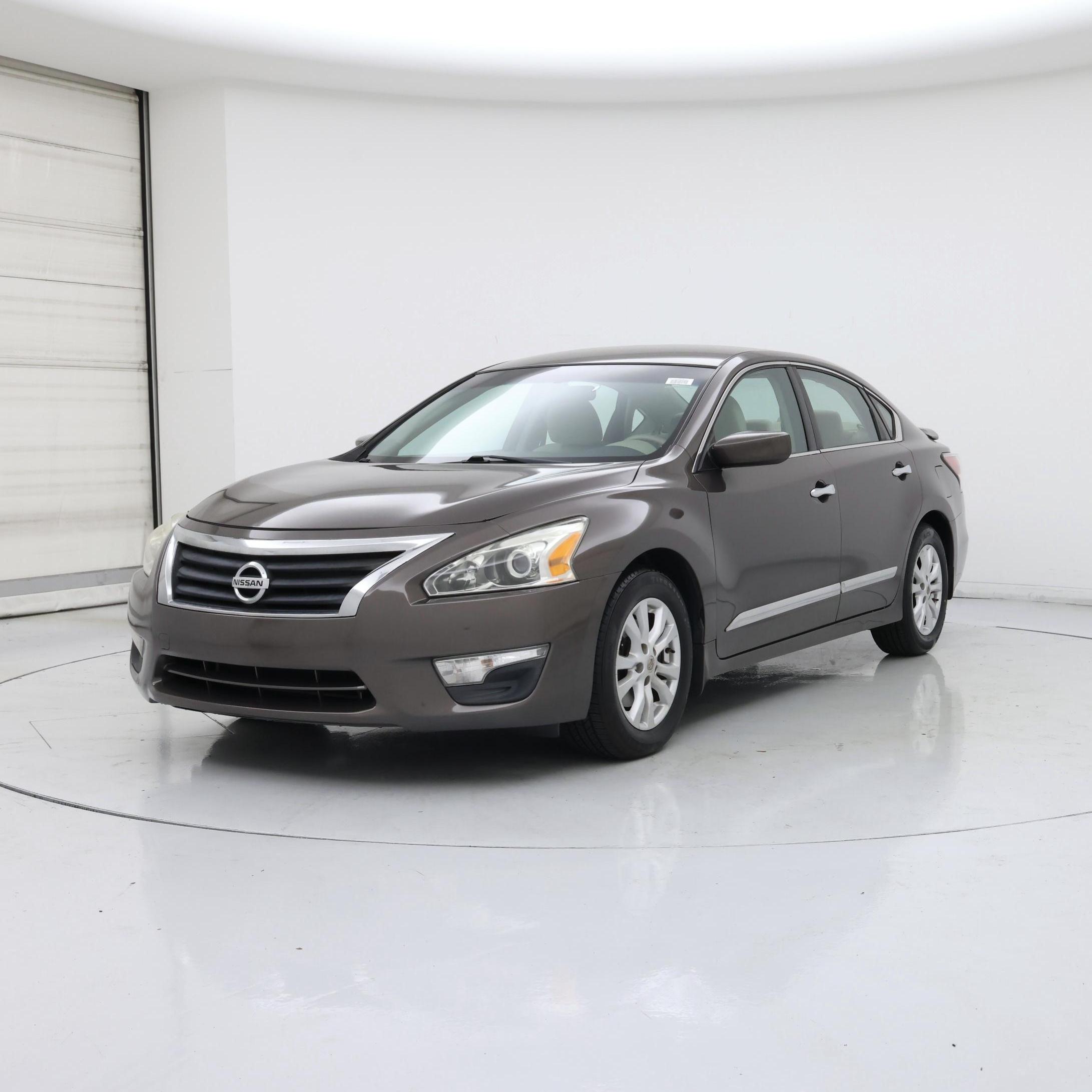Thumbnail: 2014 Nissan Altima - 4