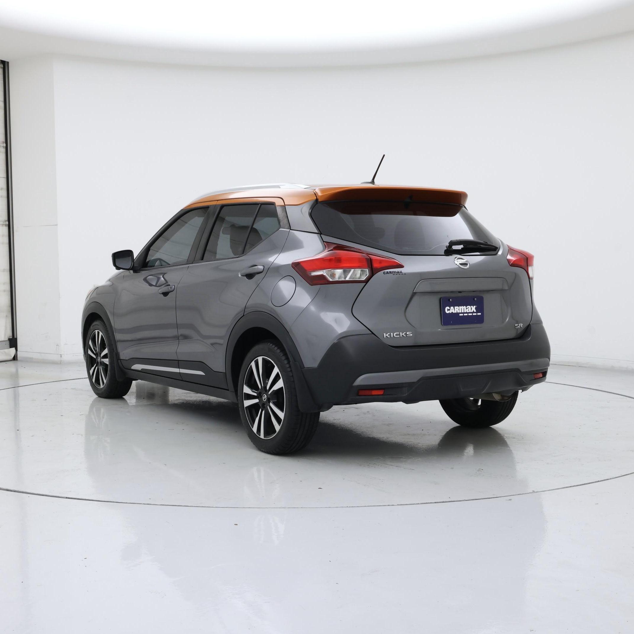 Thumbnail: 2018 Nissan Kicks - 2