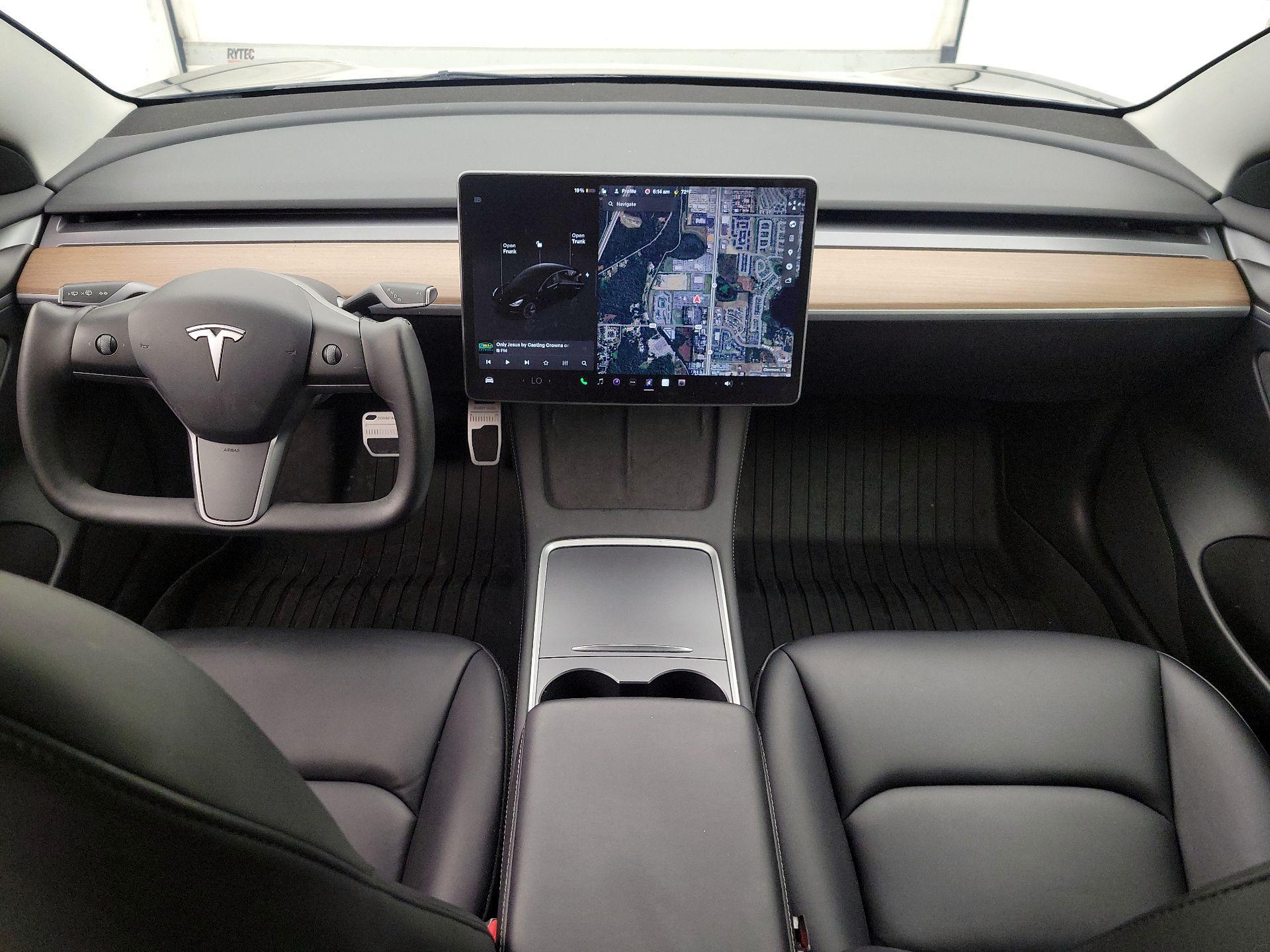 Thumbnail: 2023 Tesla Model 3 - 9