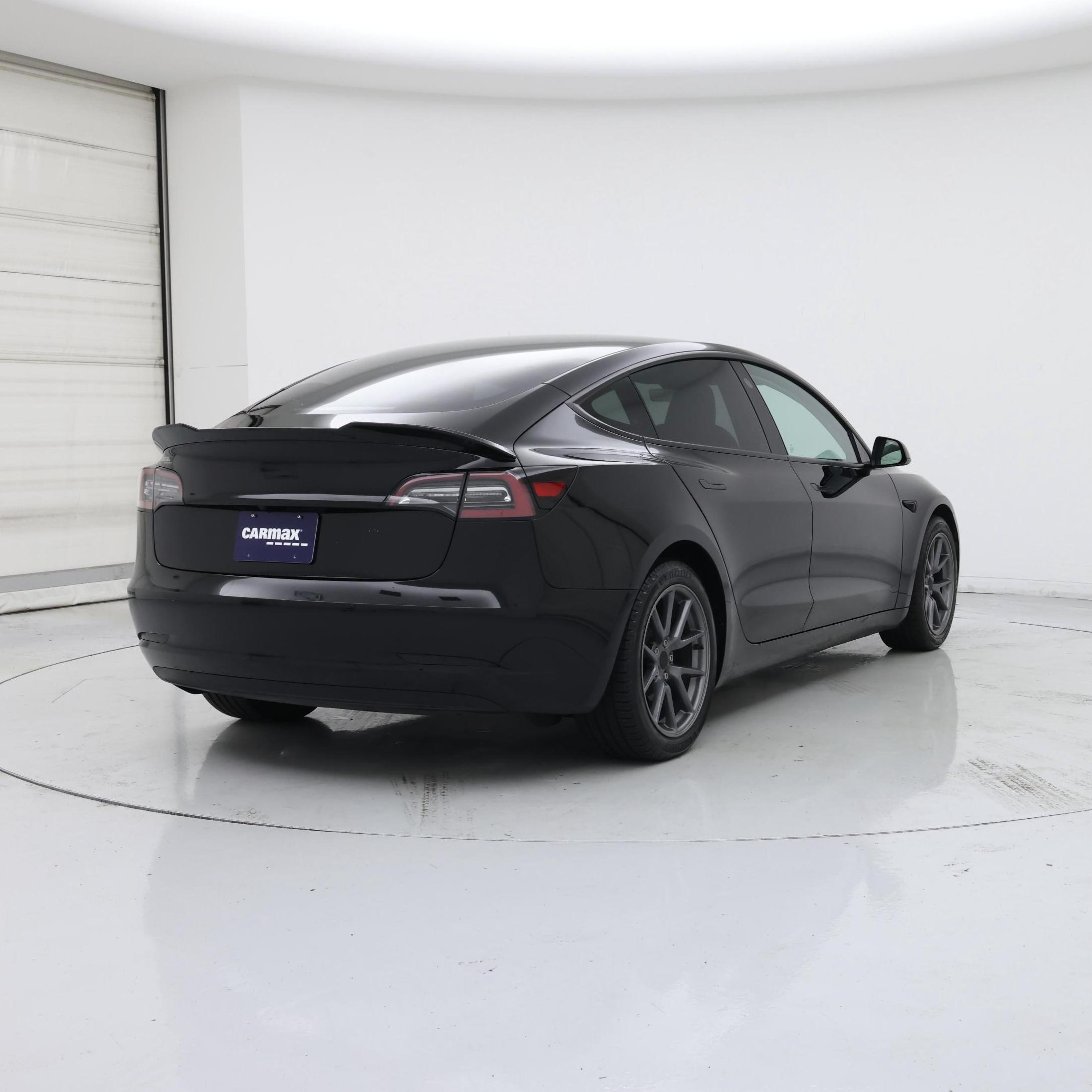 Thumbnail: 2023 Tesla Model 3 - 8