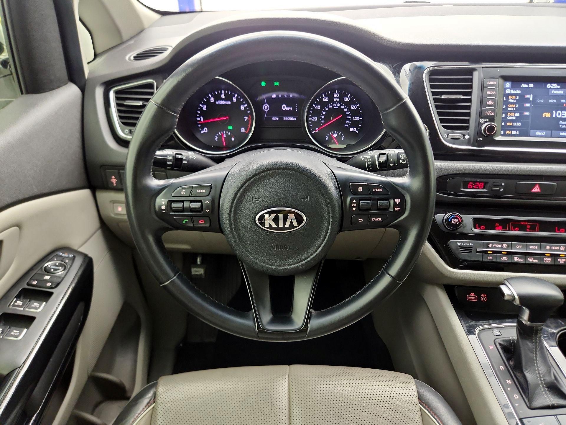Thumbnail: 2017 Kia Sedona - 10