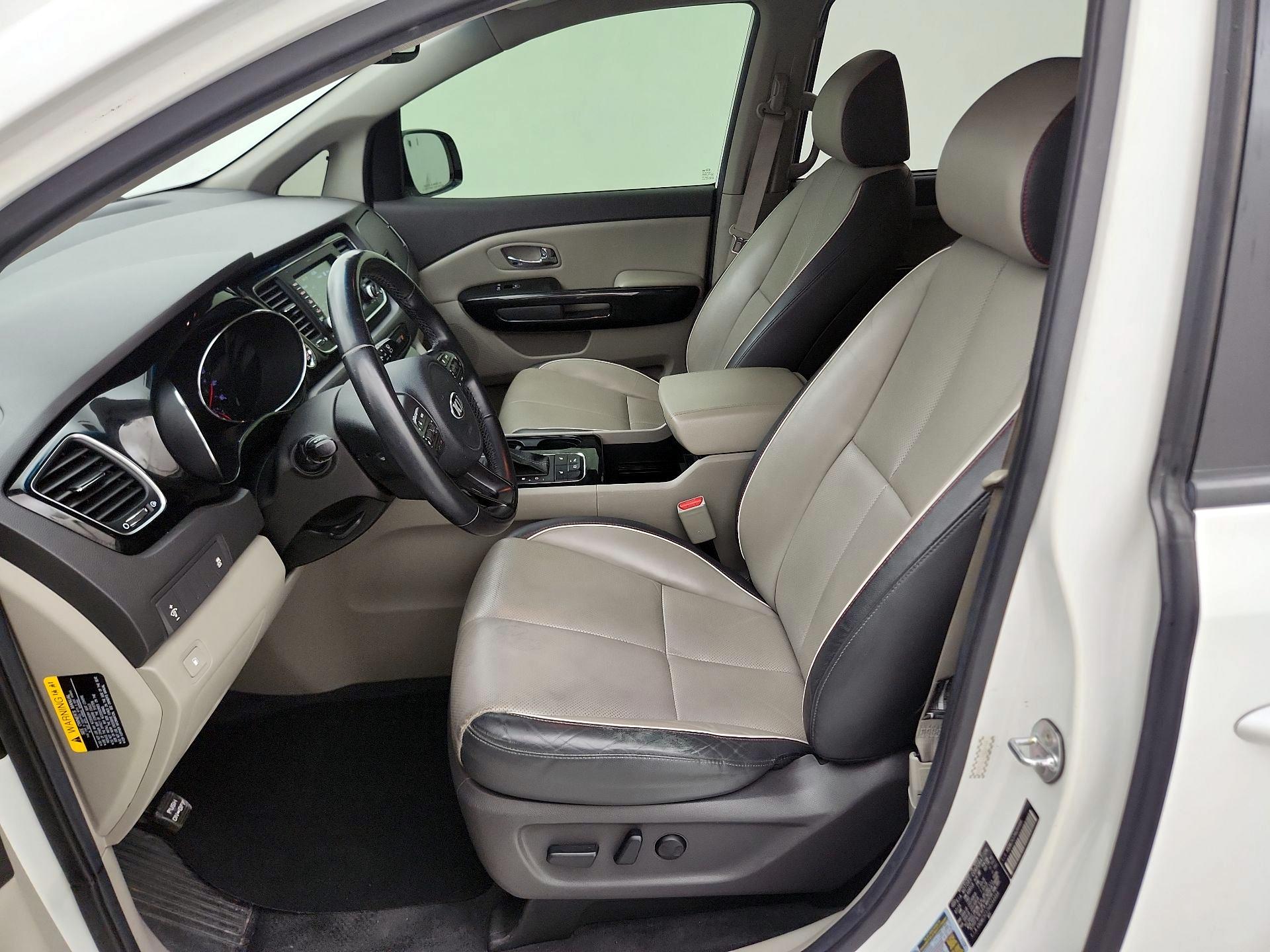 Thumbnail: 2017 Kia Sedona - 11