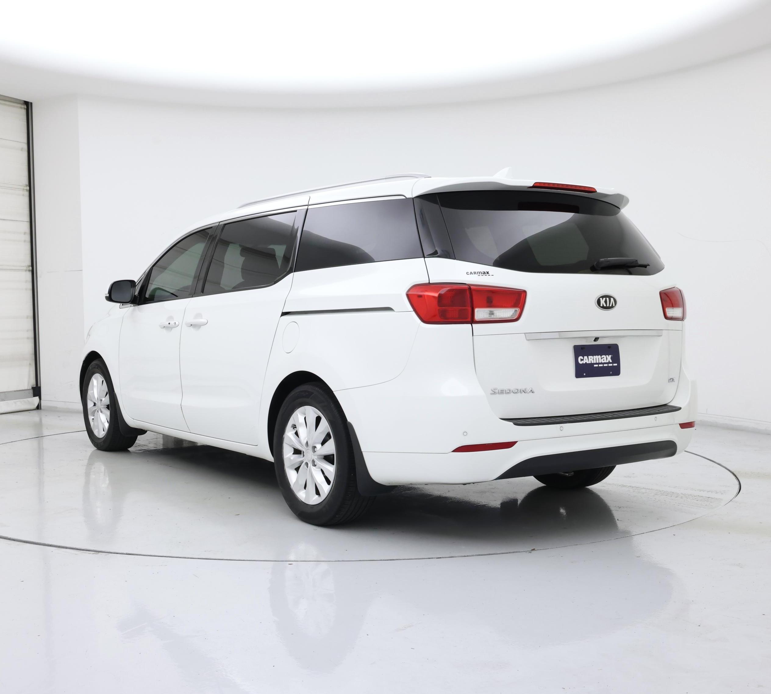 Thumbnail: 2017 Kia Sedona - 2