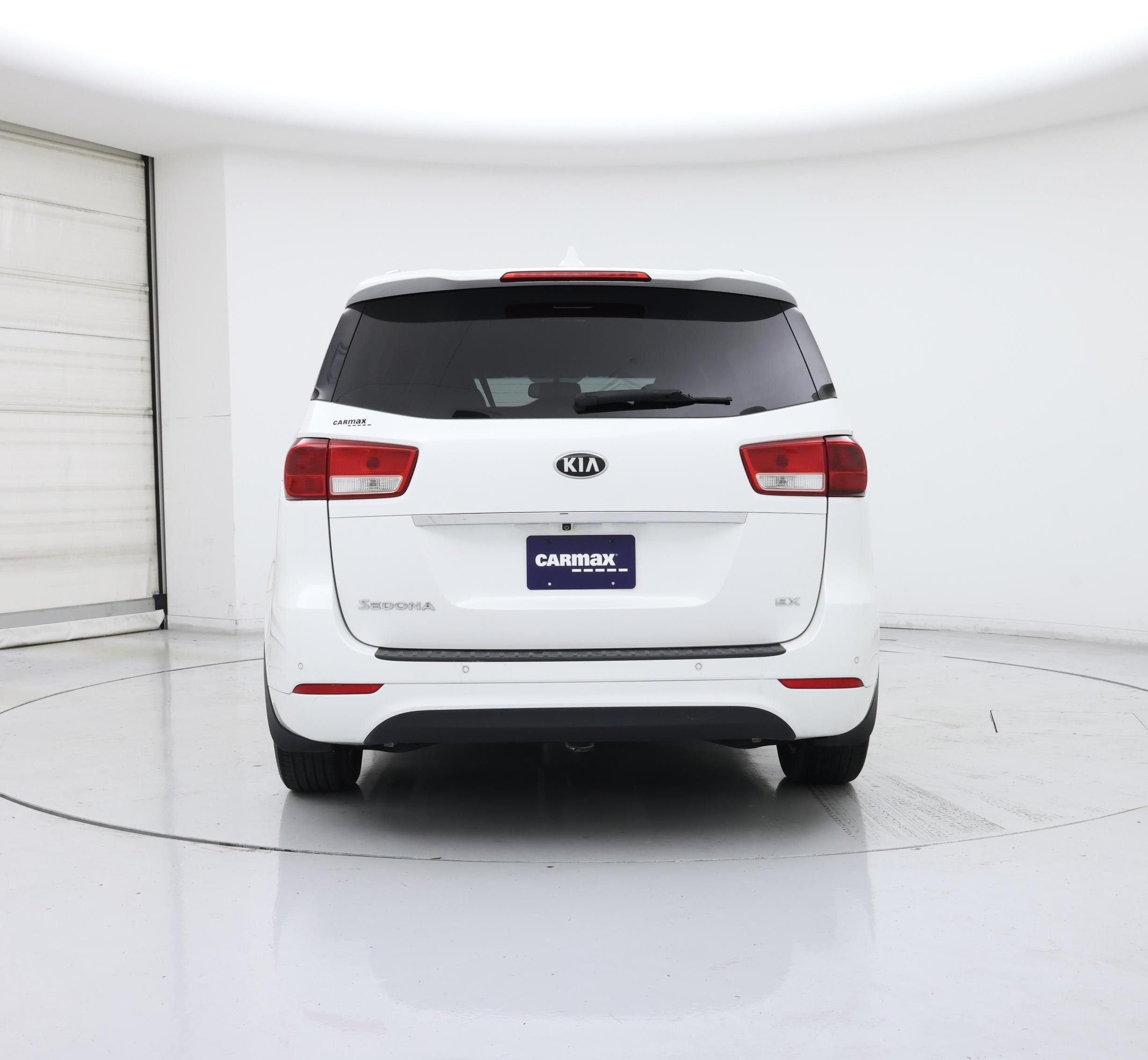 Thumbnail: 2017 Kia Sedona - 6