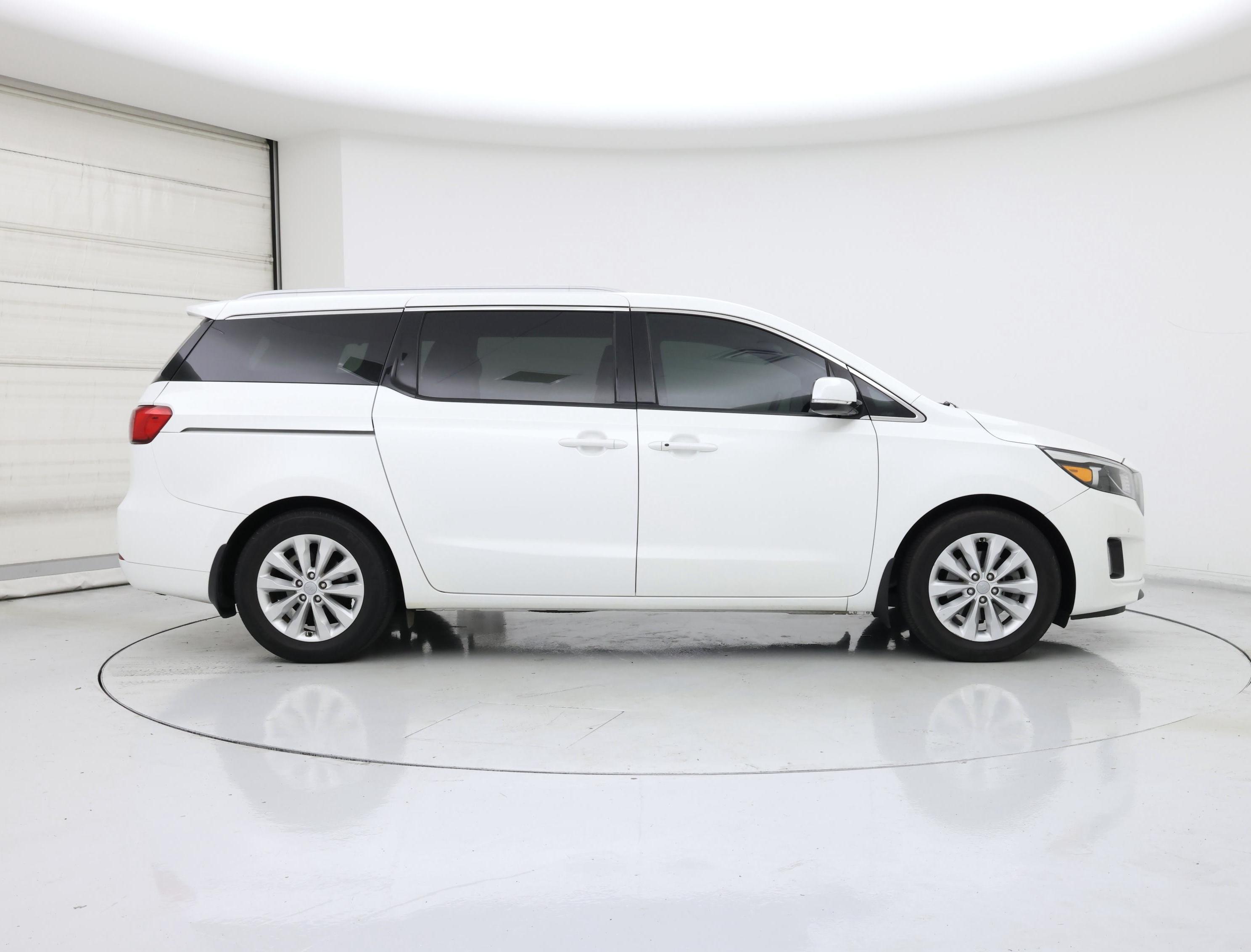 Thumbnail: 2017 Kia Sedona - 7
