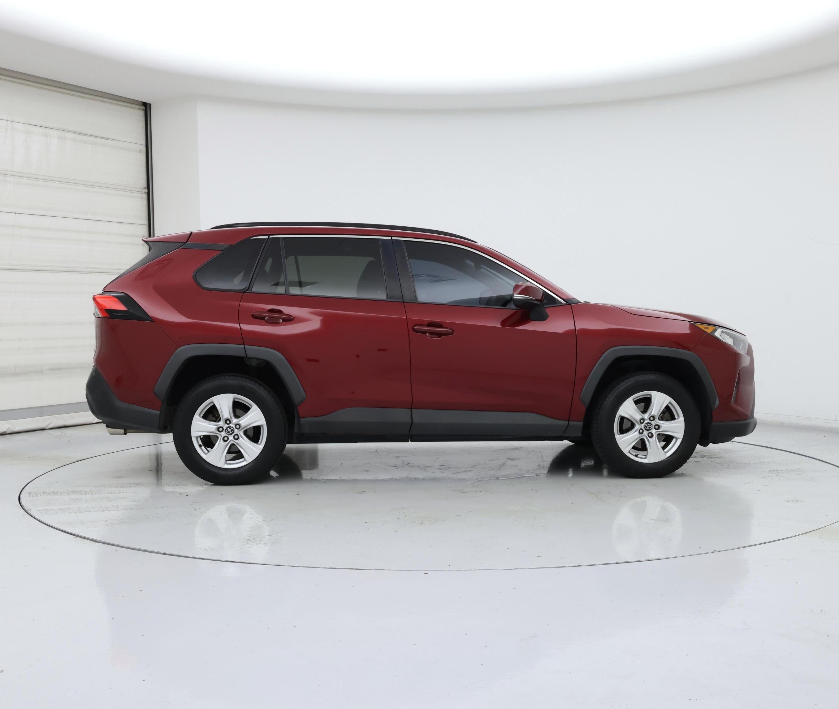 Thumbnail: 2020 Toyota RAV4 - 7