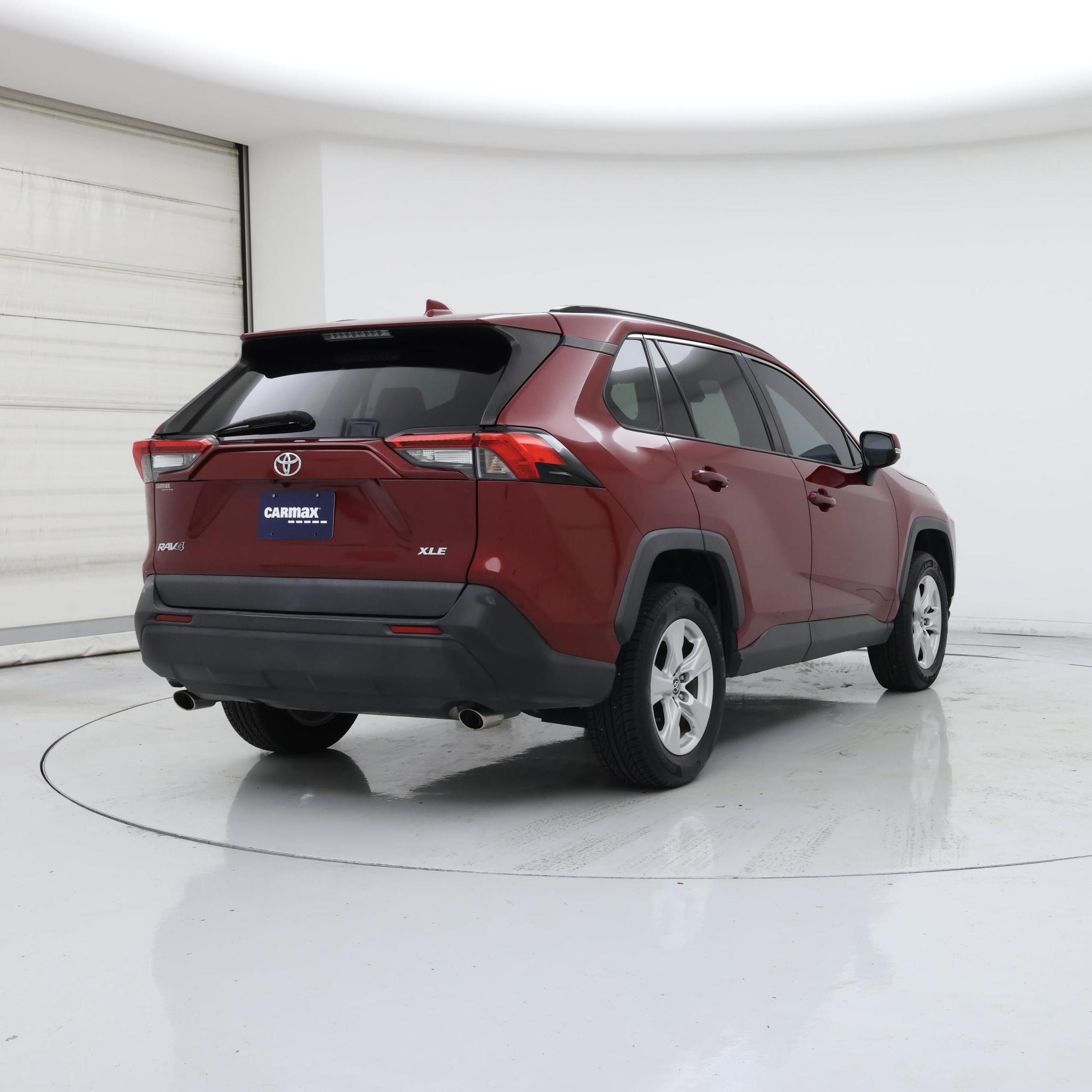 Thumbnail: 2020 Toyota RAV4 - 8