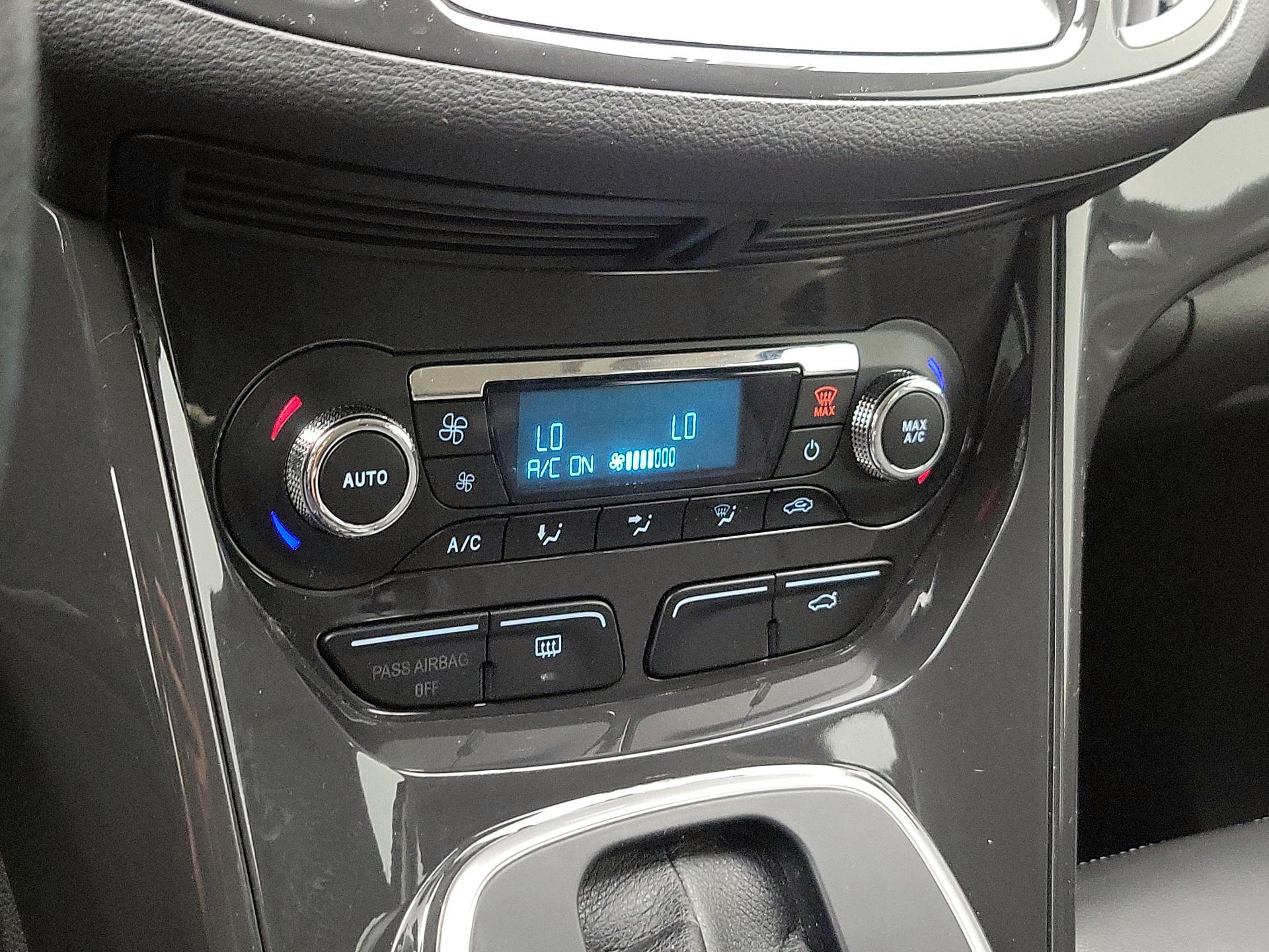 Thumbnail: 2014 Ford Escape - 16