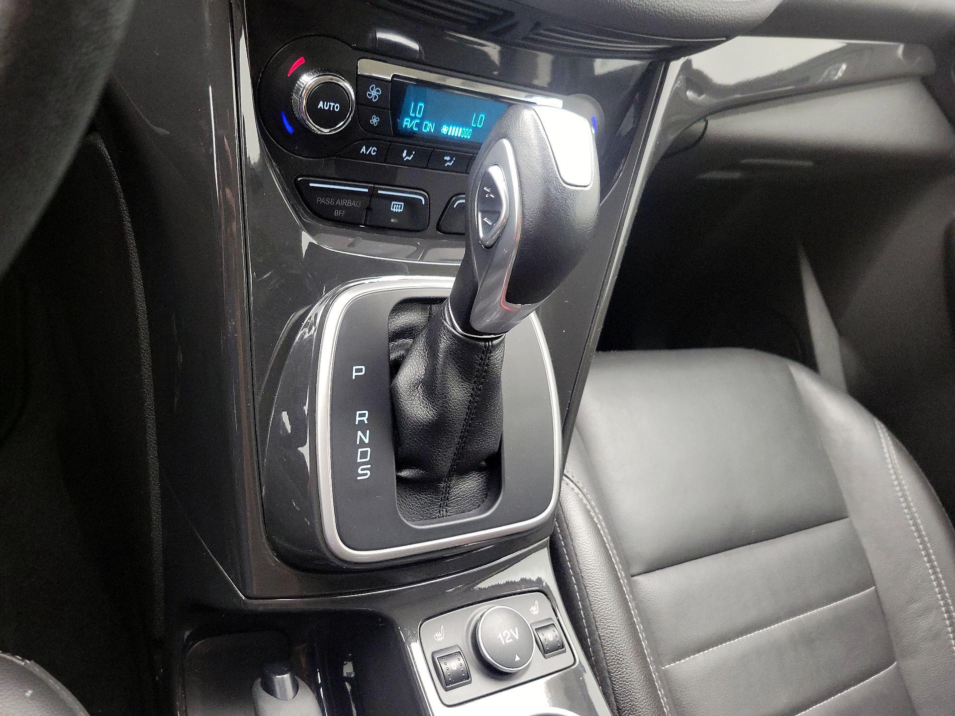 Thumbnail: 2014 Ford Escape - 17