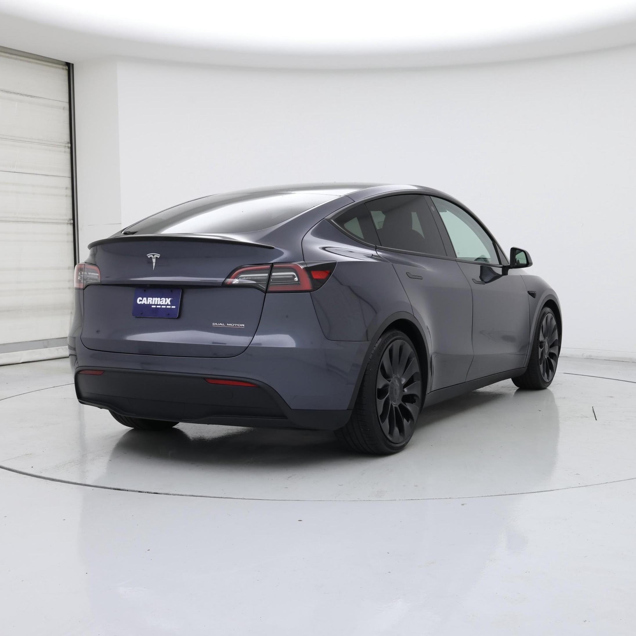 Thumbnail: 2023 Tesla Model Y - 8