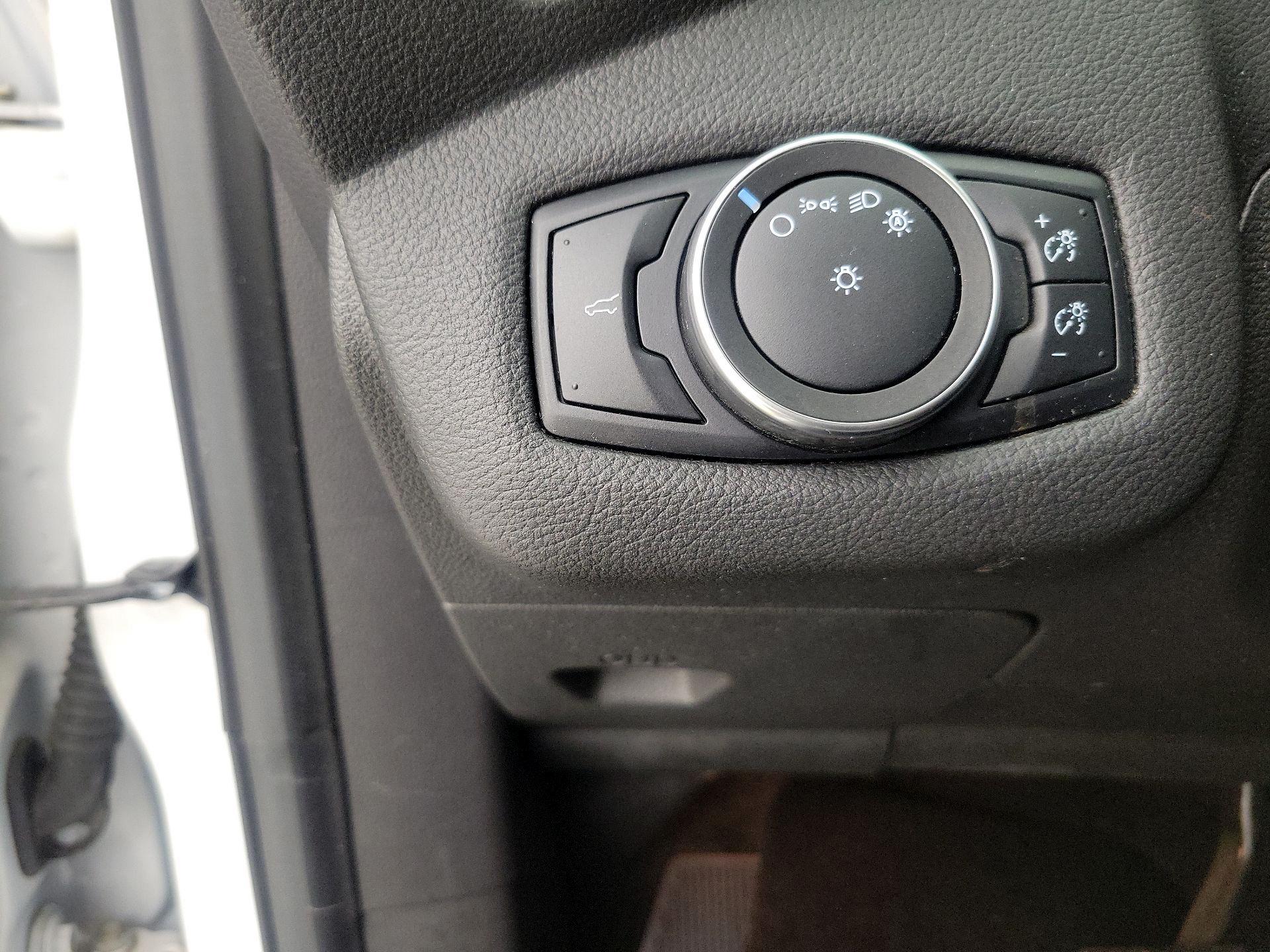 Thumbnail: 2019 Ford Escape - 13