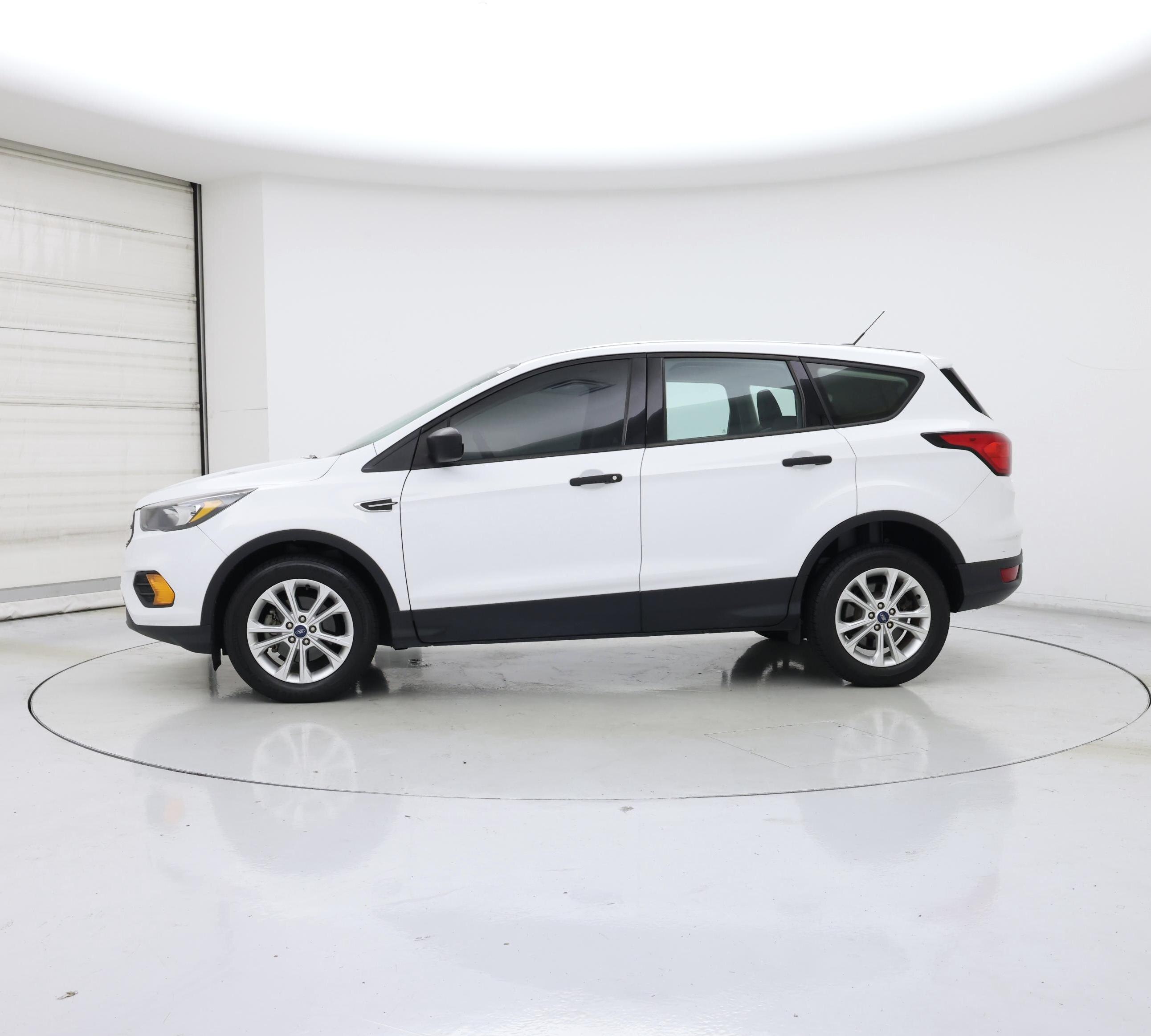 Thumbnail: 2019 Ford Escape - 3