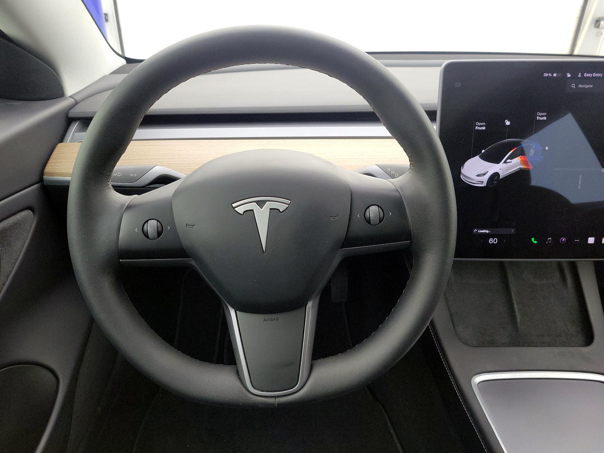 Thumbnail: 2021 Tesla Model 3 - 10