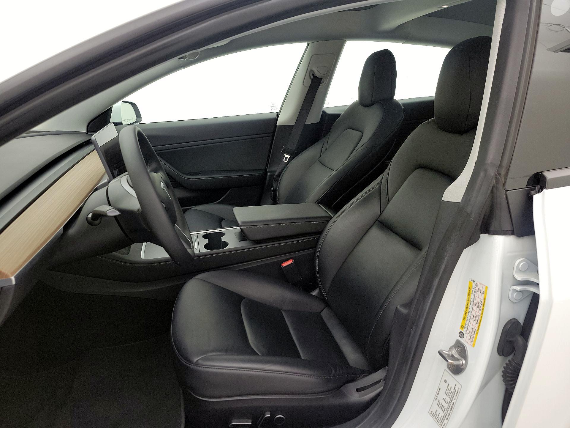 Thumbnail: 2021 Tesla Model 3 - 11