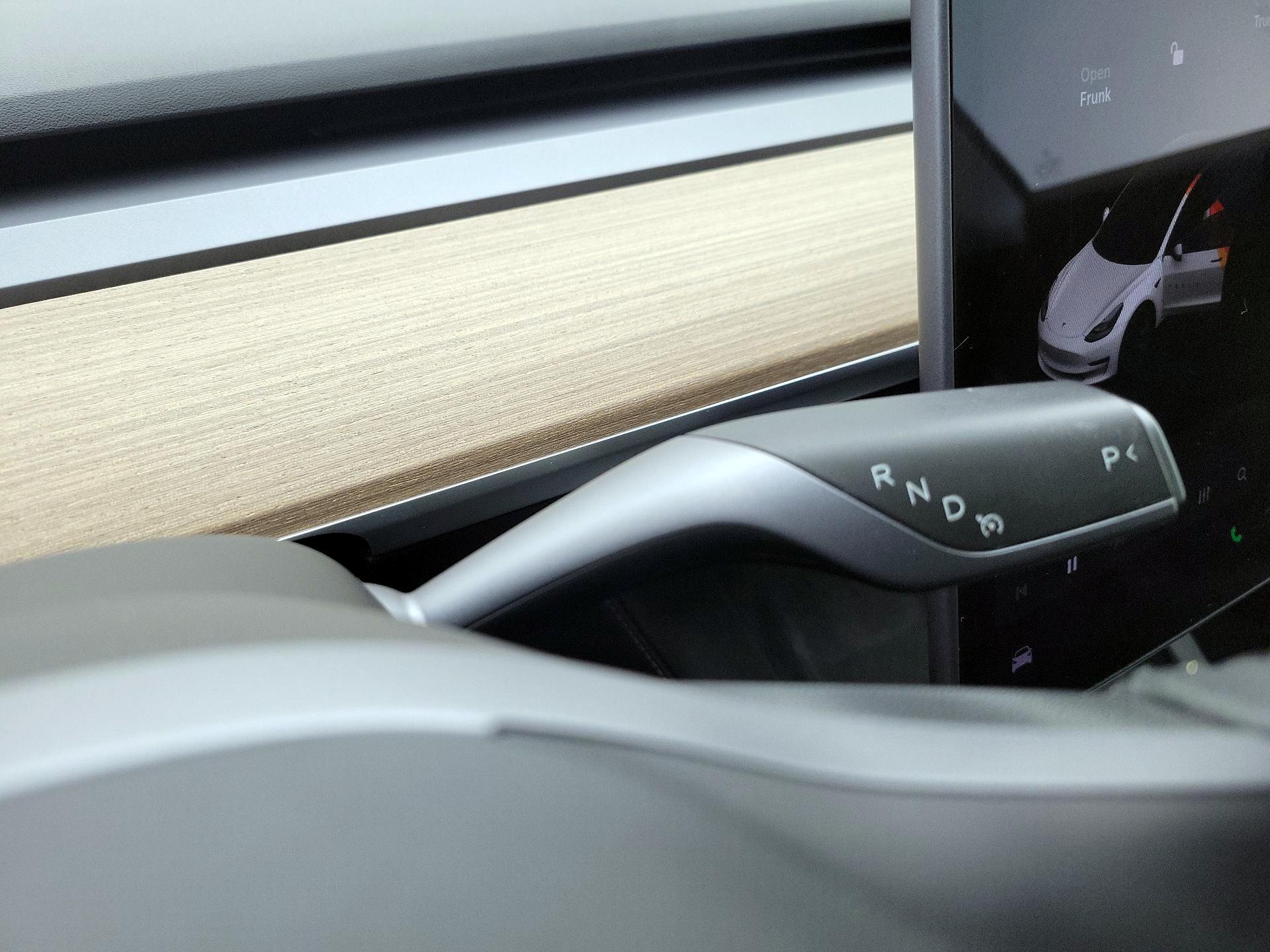 Thumbnail: 2021 Tesla Model 3 - 17