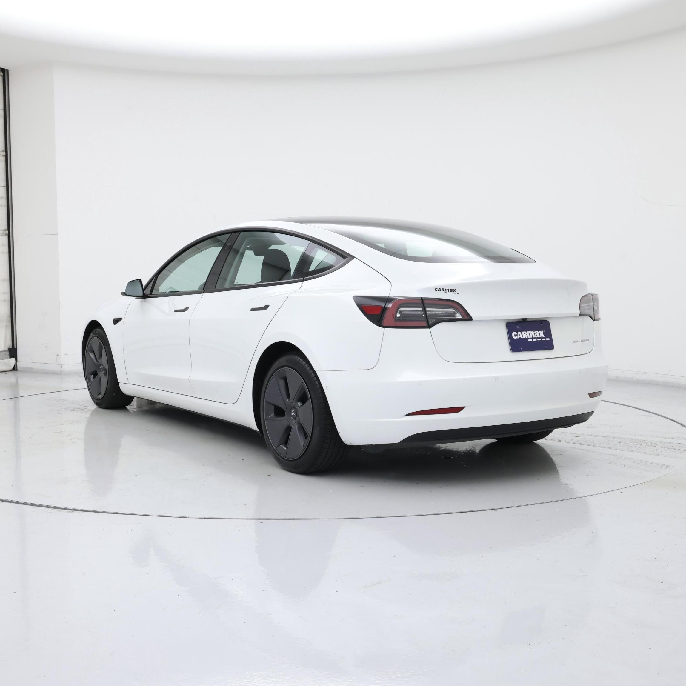 Thumbnail: 2021 Tesla Model 3 - 2