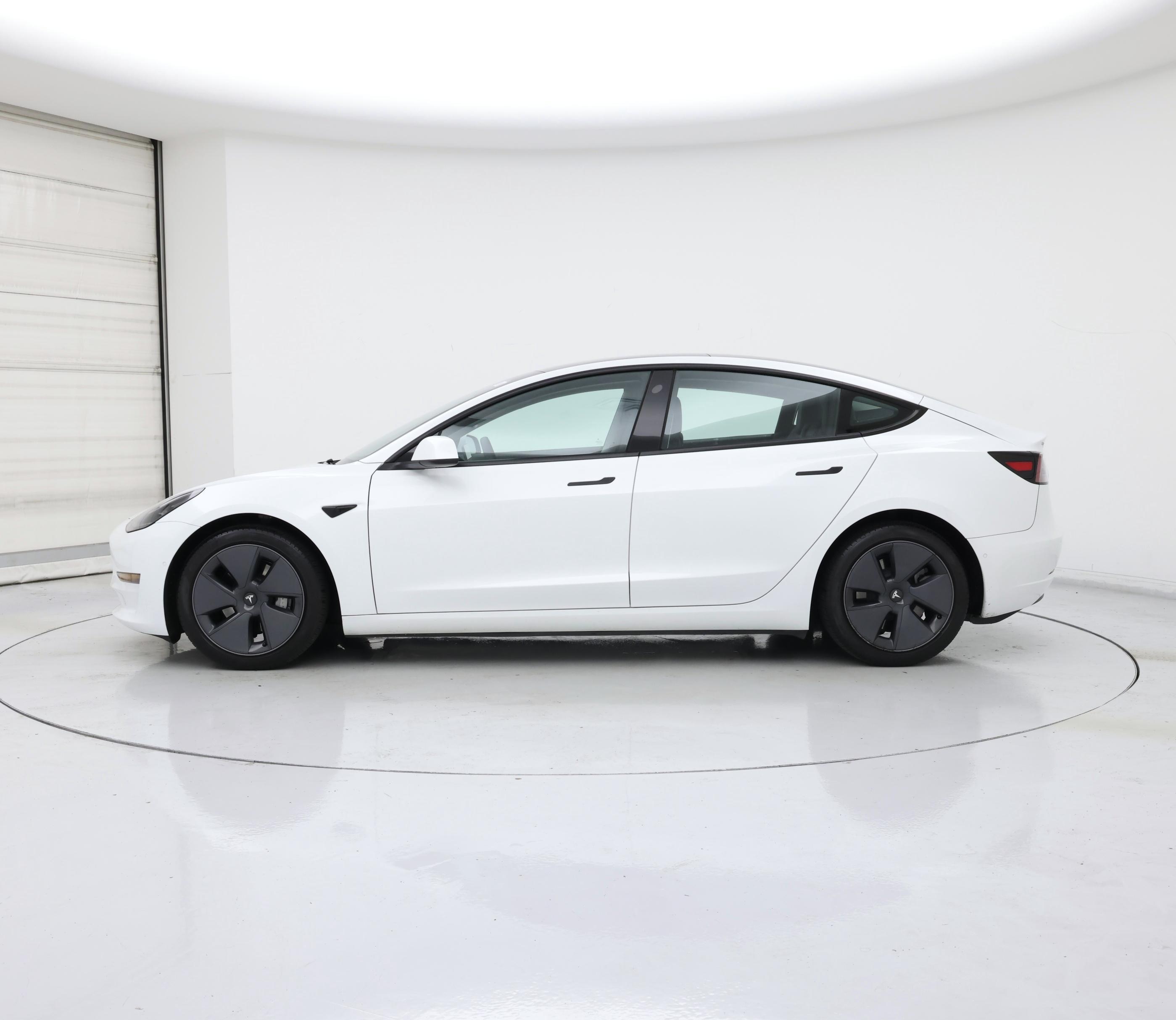 Thumbnail: 2021 Tesla Model 3 - 3