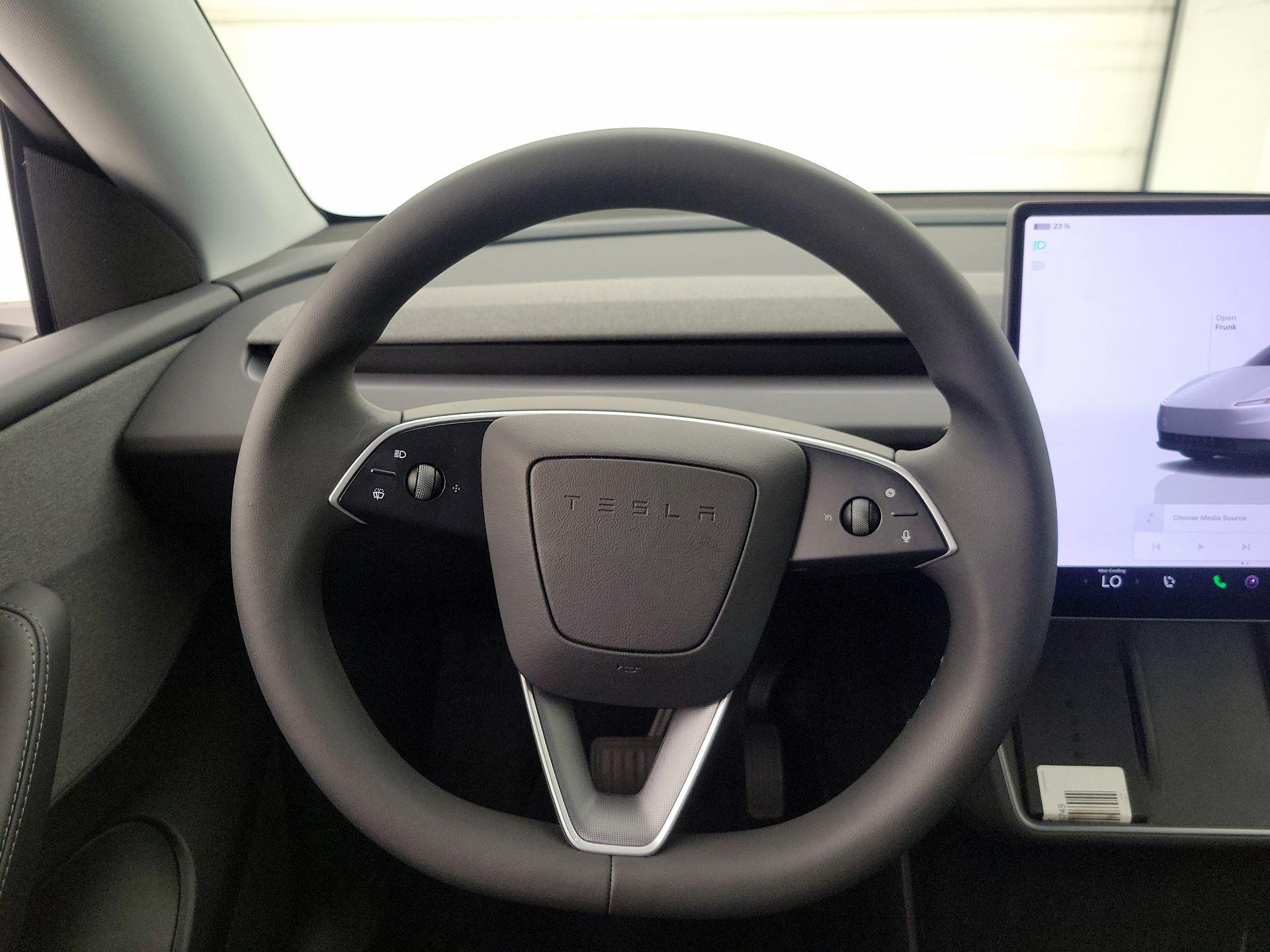 Thumbnail: 2026 Tesla Model Y - 10