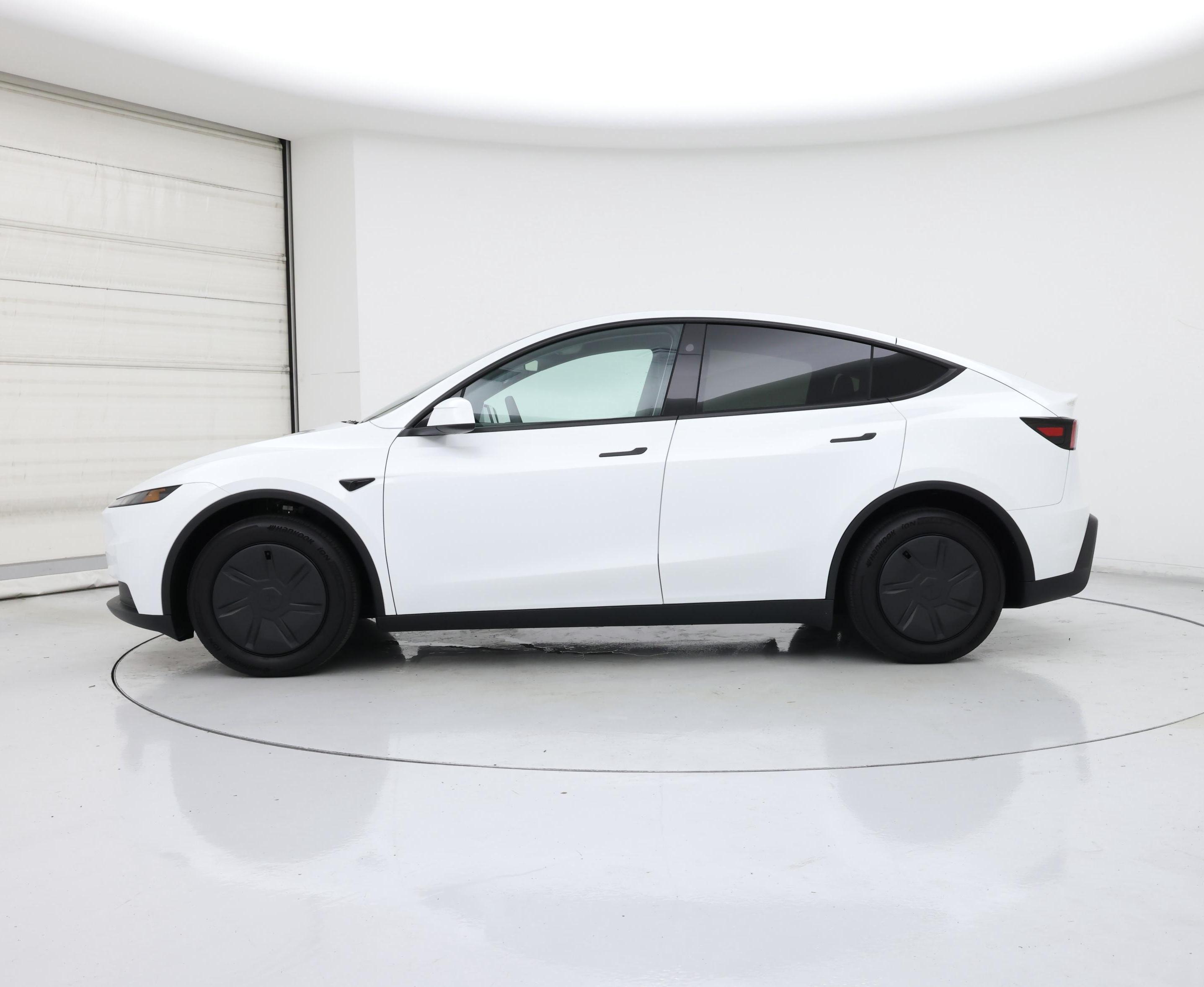 Thumbnail: 2026 Tesla Model Y - 3