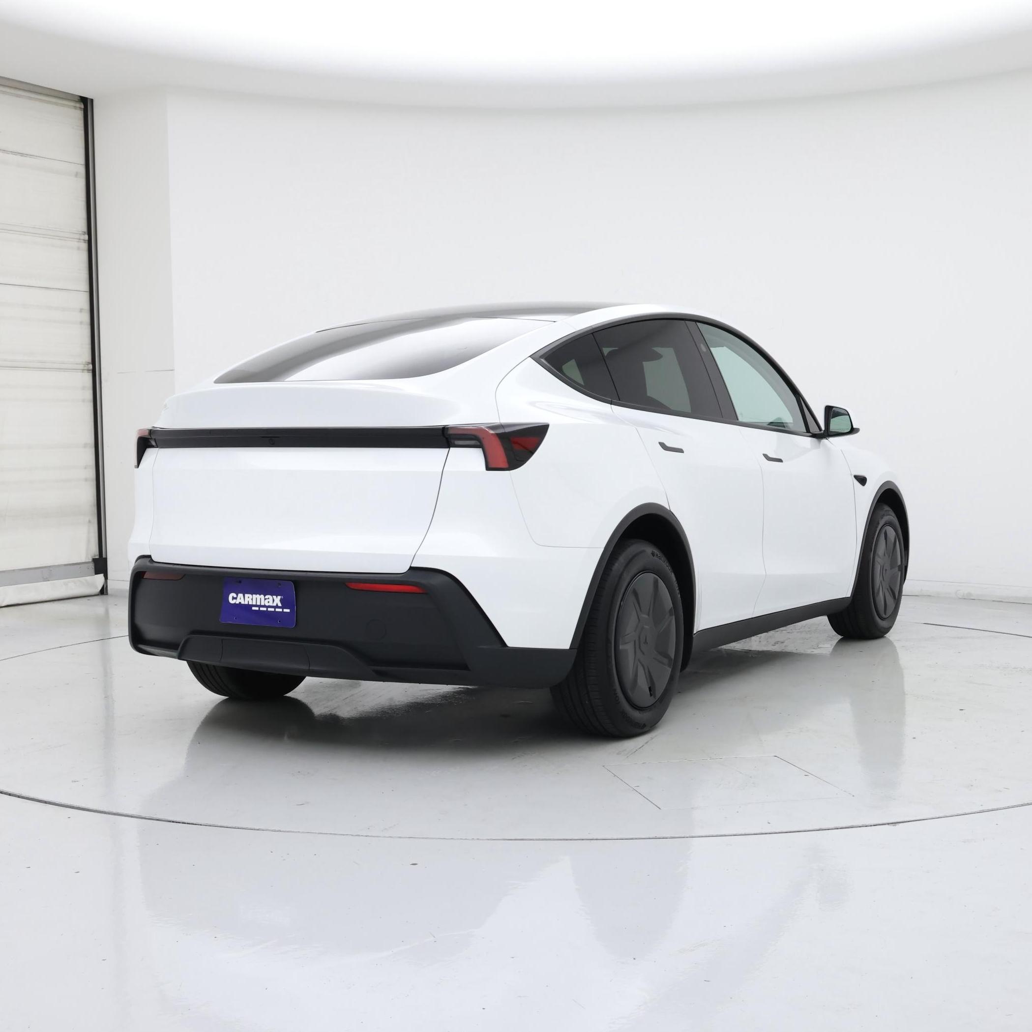 Thumbnail: 2026 Tesla Model Y - 8