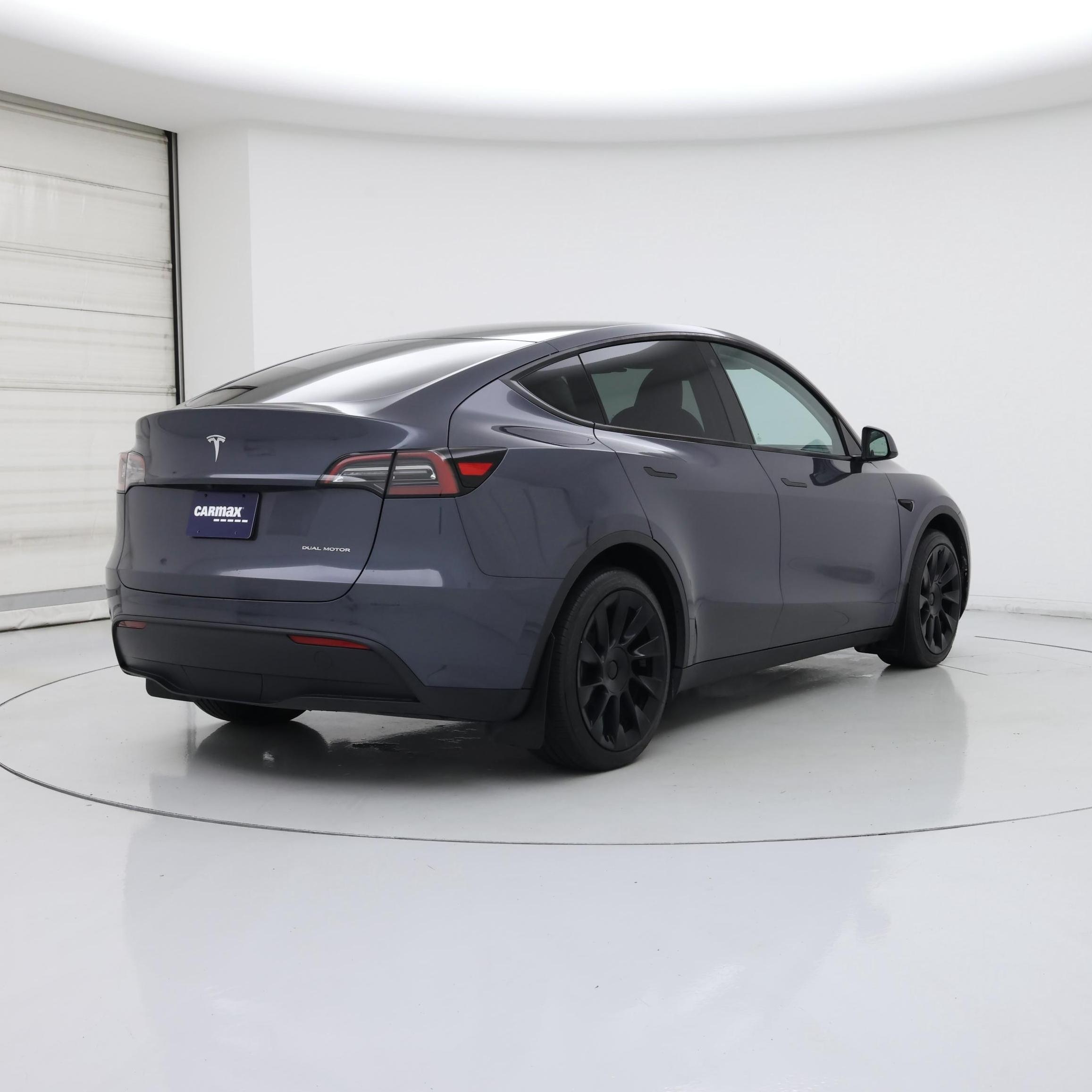 Thumbnail: 2023 Tesla Model Y - 8