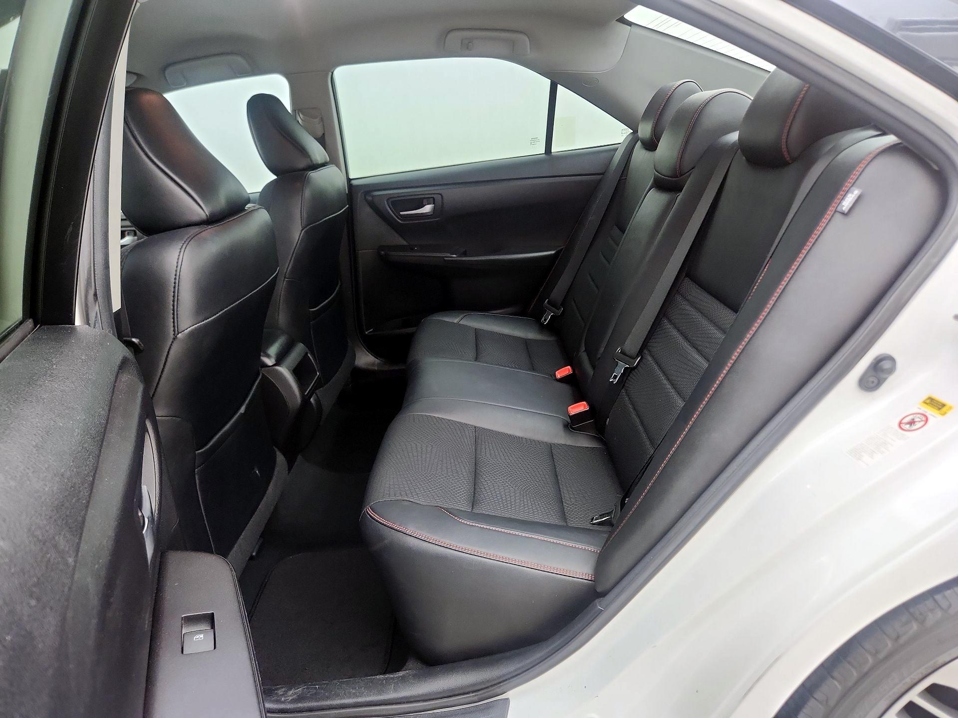 Thumbnail: 2017 Toyota Camry - 19