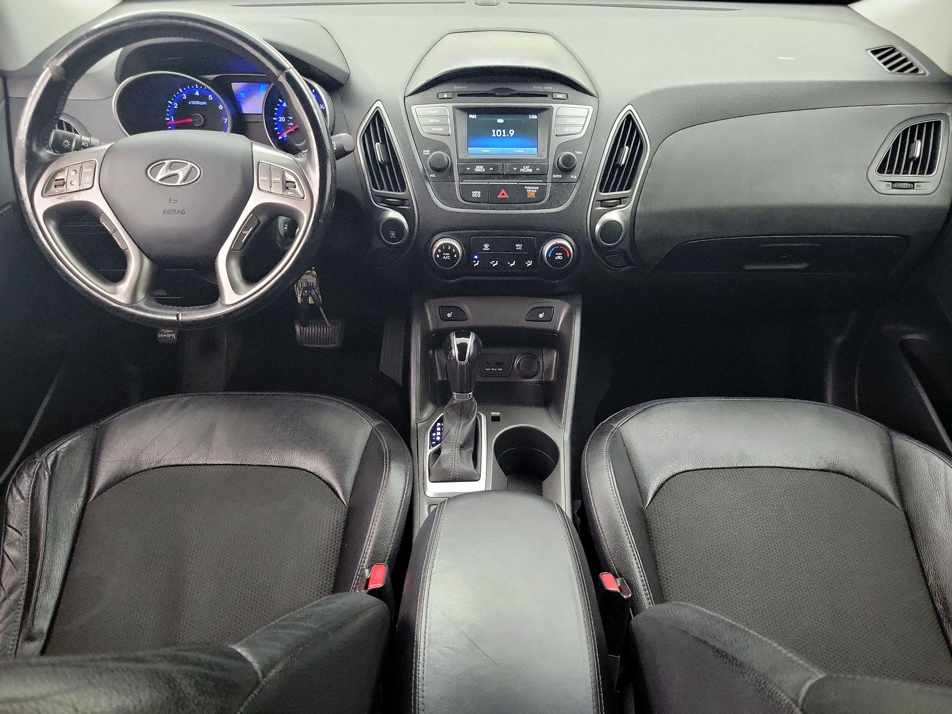 Thumbnail: 2014 Hyundai Tucson - 9