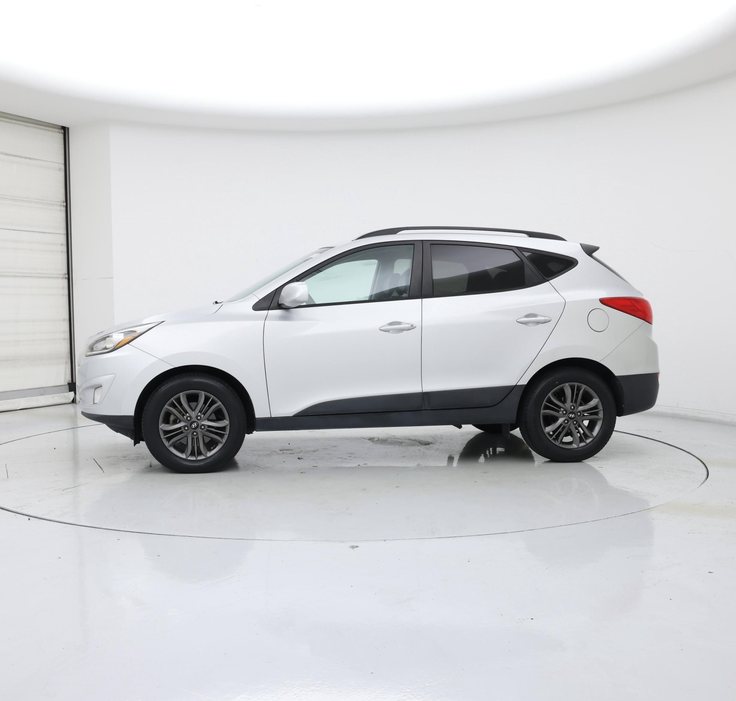 Thumbnail: 2014 Hyundai Tucson - 3