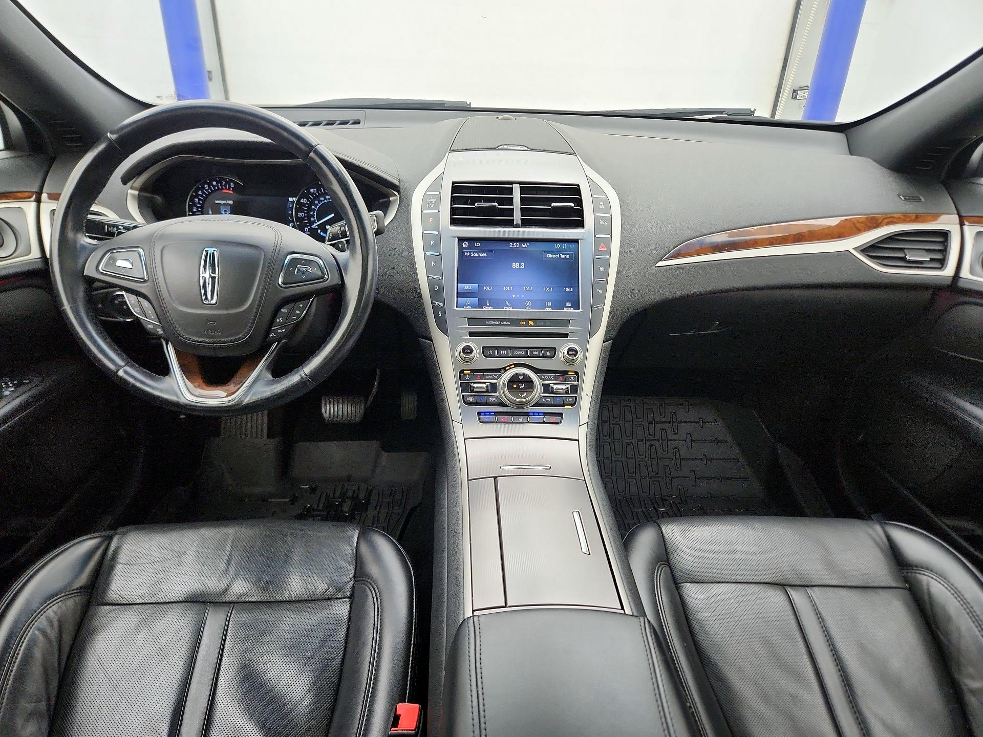 Thumbnail: 2020 Lincoln MKZ - 9