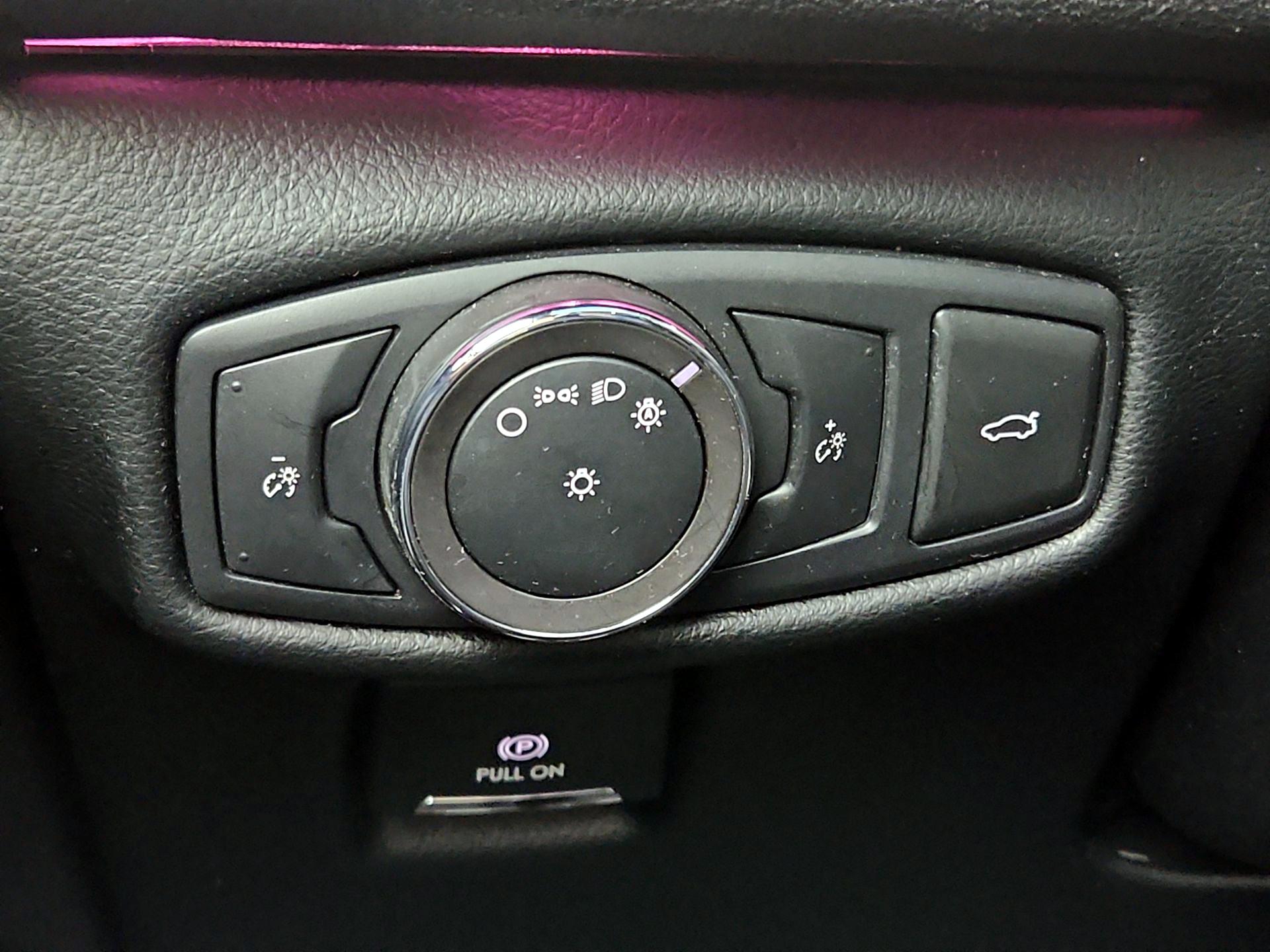 Thumbnail: 2020 Lincoln MKZ - 13