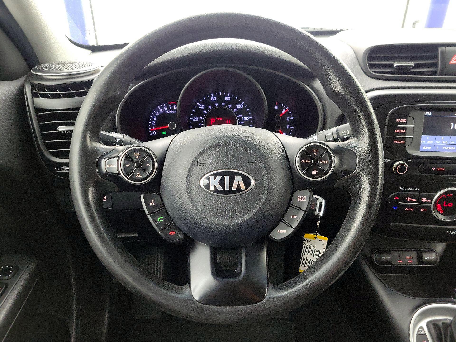 Thumbnail: 2017 Kia Soul - 10