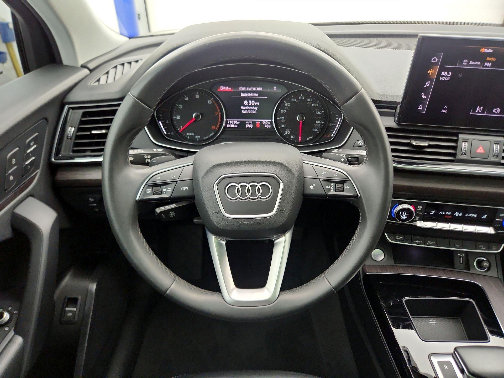 Thumbnail: 2022 Audi Q5 - 10