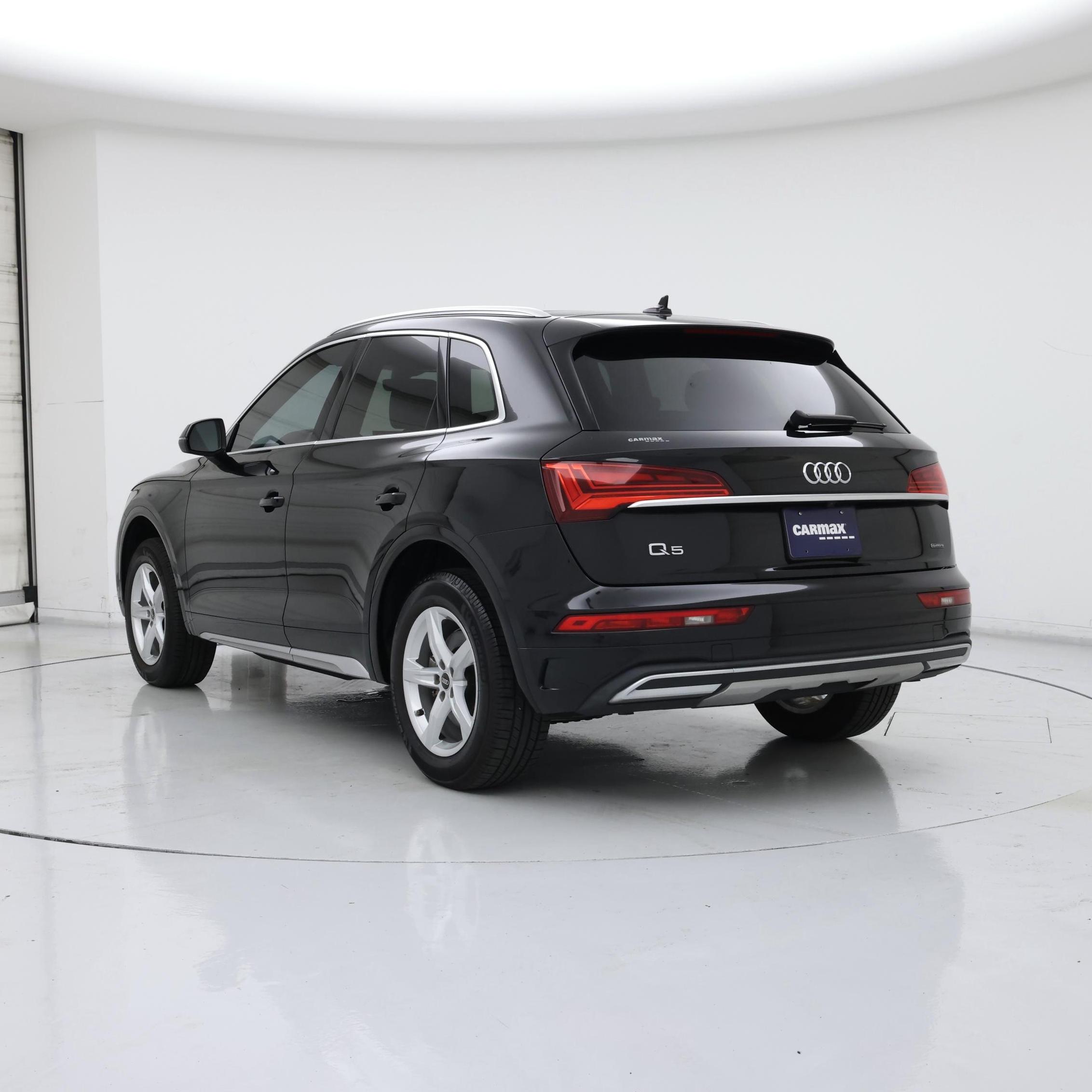 Thumbnail: 2022 Audi Q5 - 2